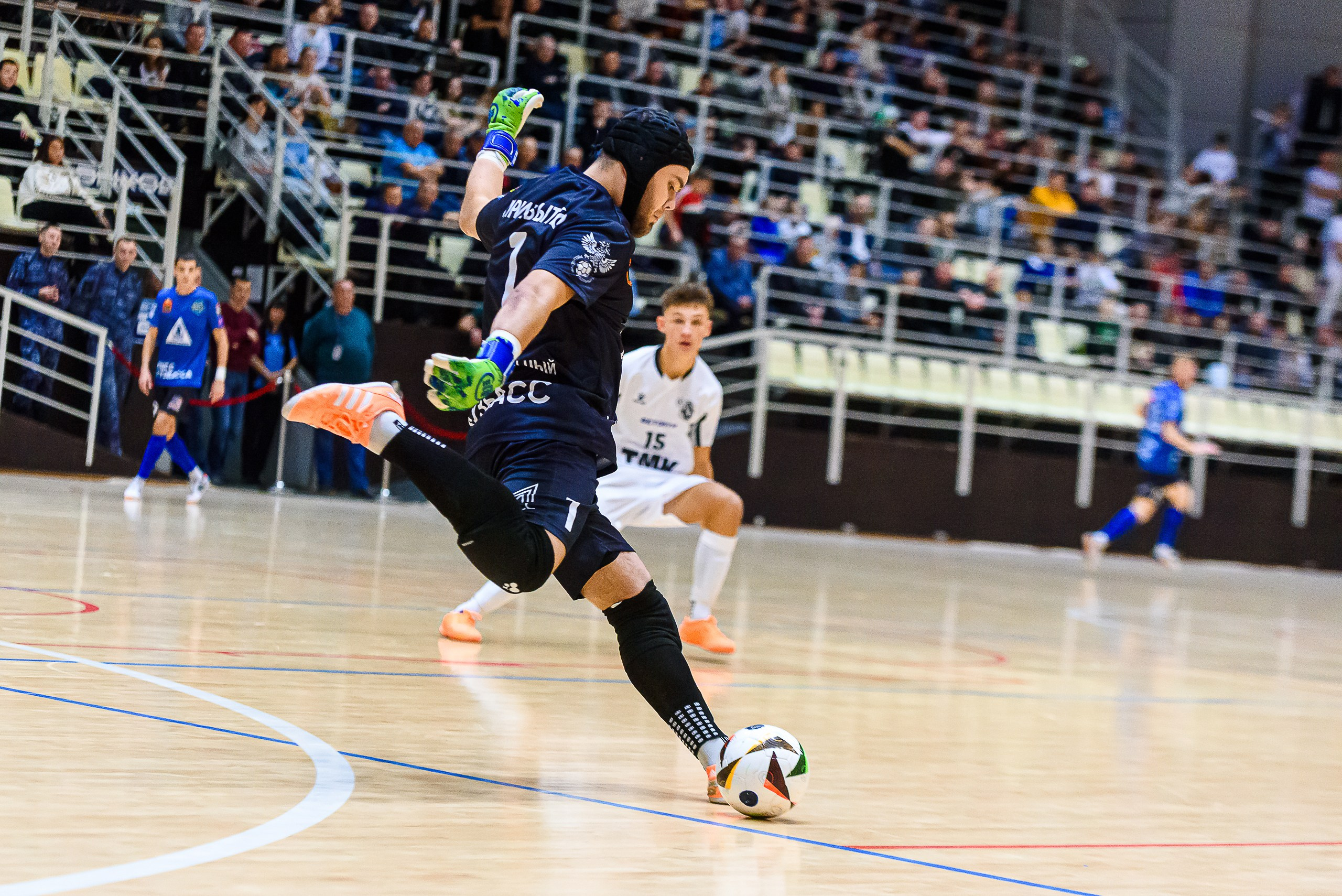 Высшая лига по футзалу — Сезон 2024-2025 — 2ой тур. Репортажный фотограф в Кемерово