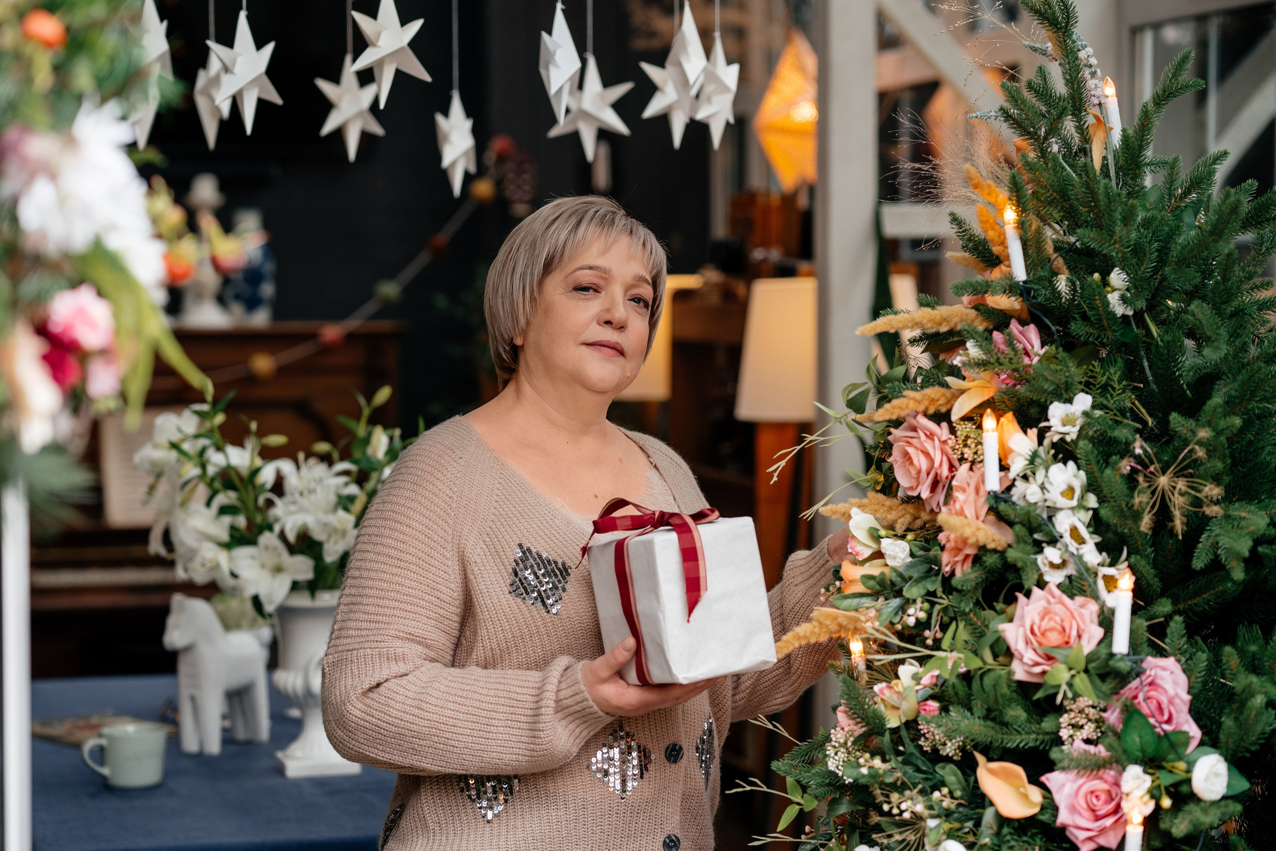 Зимняя съемка мамы и взрослой дочери. Дом Власенко. Свадебный и семейный фотограф Надежда Соловьева
