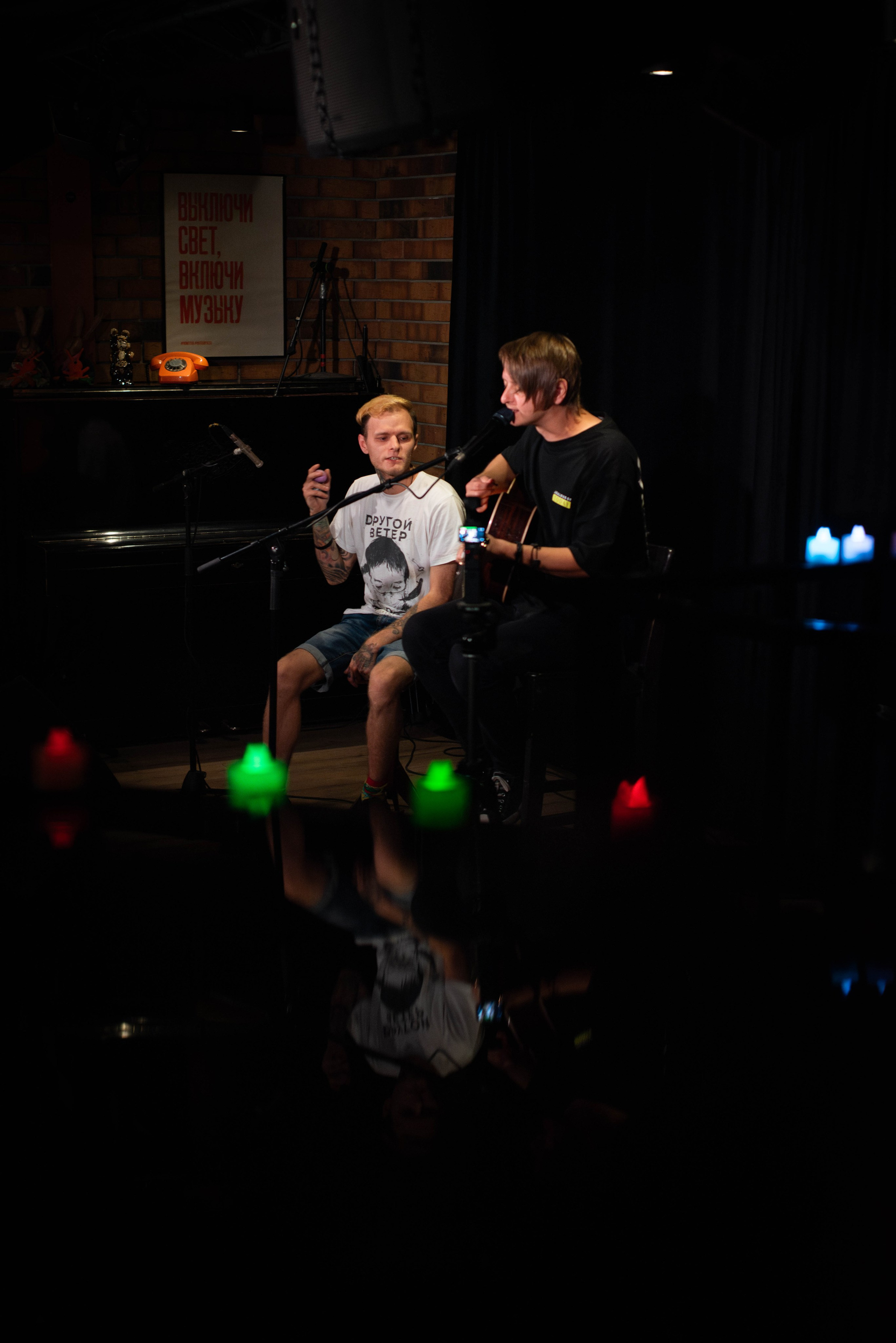 Лёва Сазонов (1 августа 2024 года, Москва, арт-кафе Пушкарёв). Фотограф Светлана Блинова, Москва и Московская область