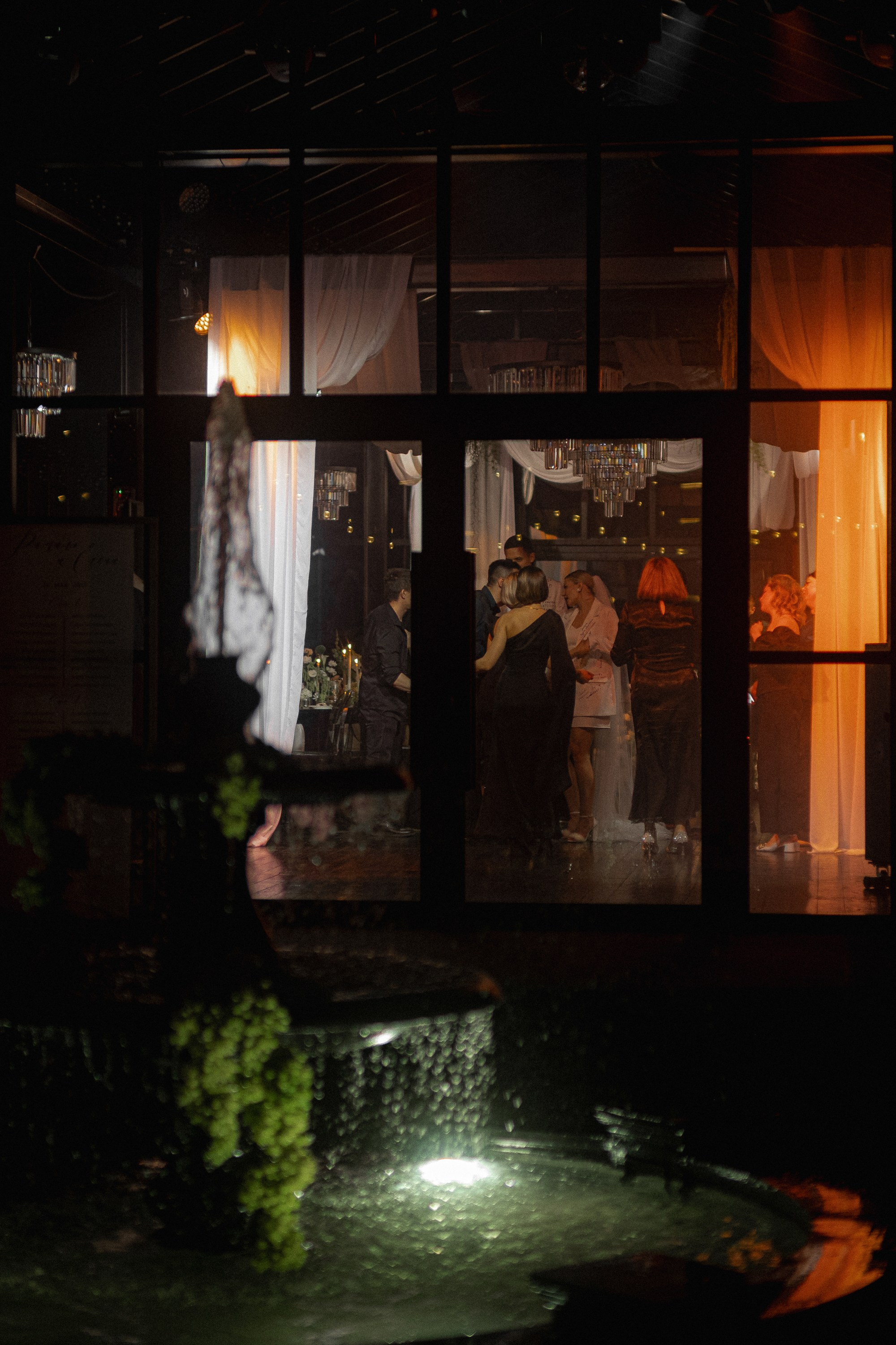 Love is all Around. Сентиментальная свадебная фотография