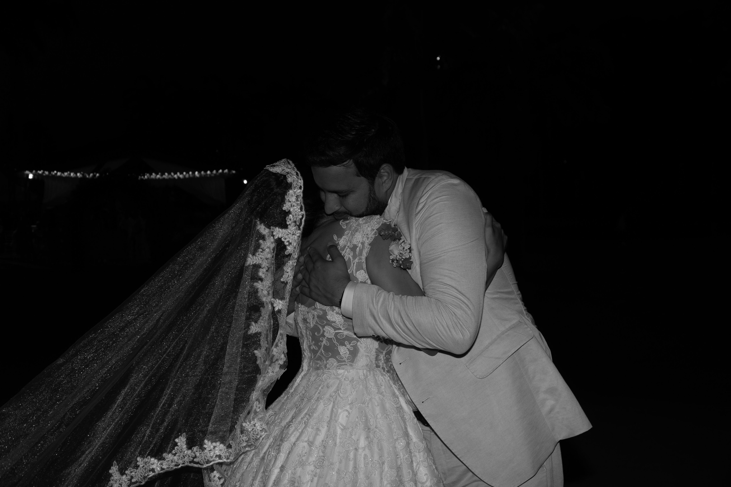 Carola & Gerson. Wedding Photographer in Barcelona and Medellin