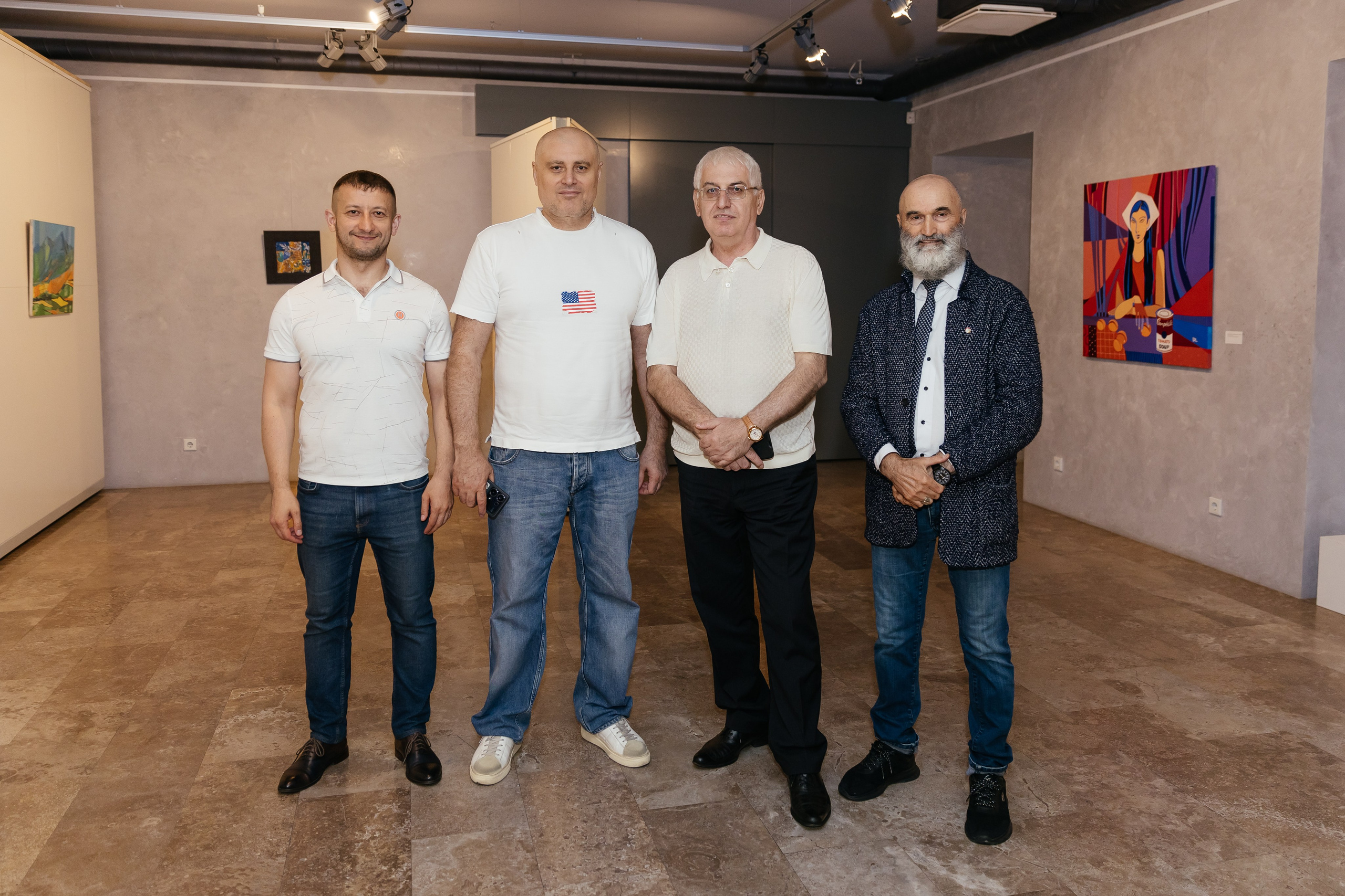 Выставка Лиры Алборовой «Цвет — это я». Свадебный и репортажный фотограф в Санкт-Петербурге Николай Голованов