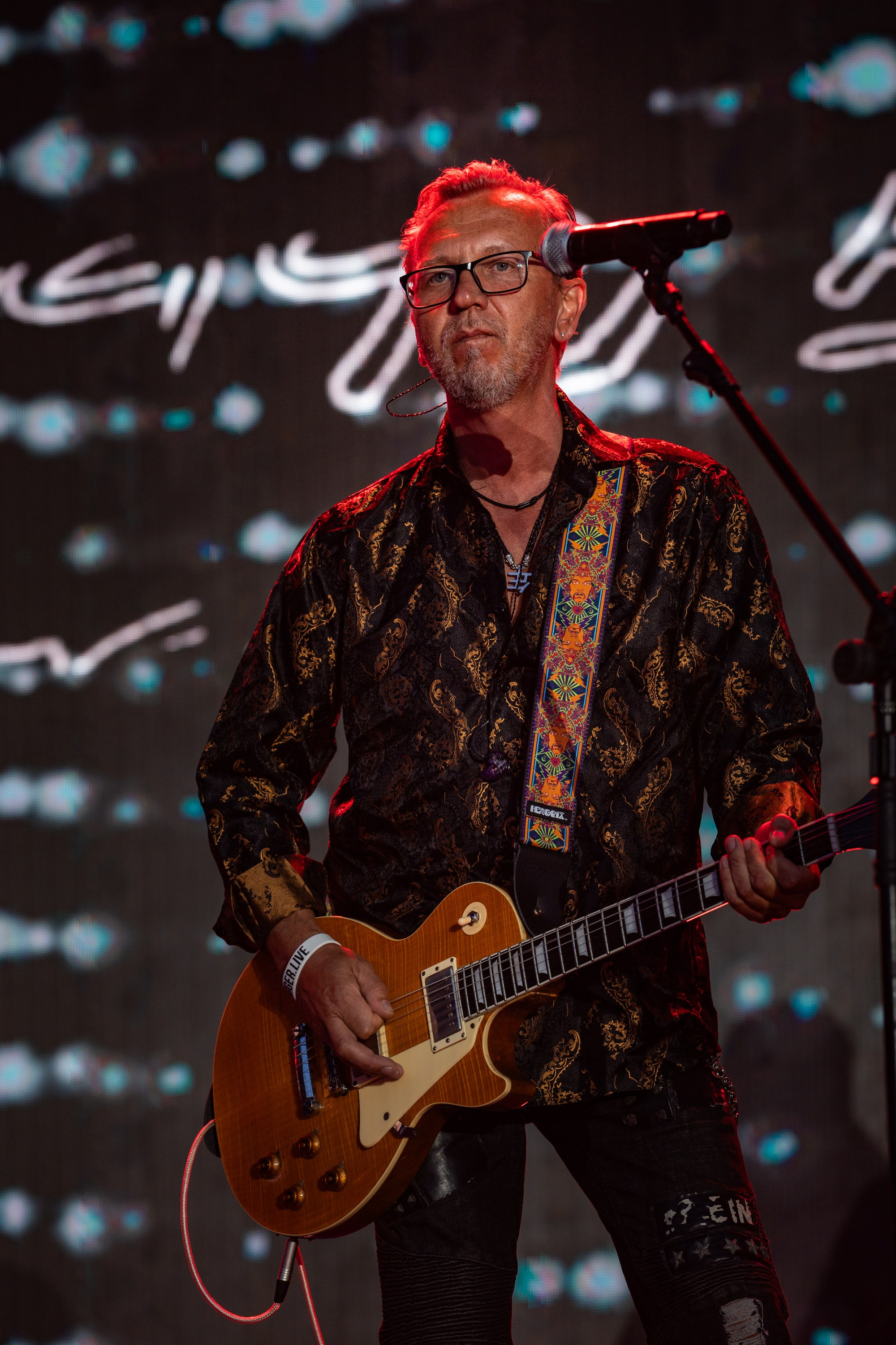 Группа Серьга и Сергей Галанин на ЦСКА ФЕСТ 2024. Сайт Алматинского НЮ АРТ, будуар и фэшн фотографа Дениса Карпенко