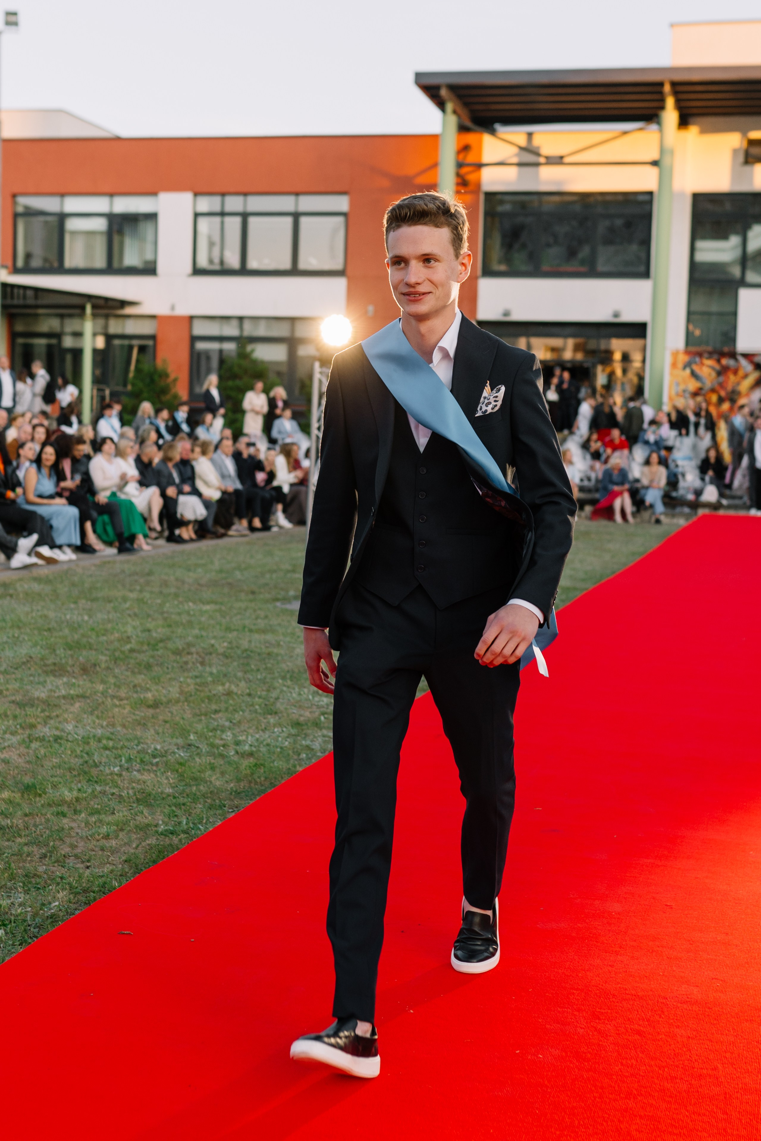 Выпускной 61 школа