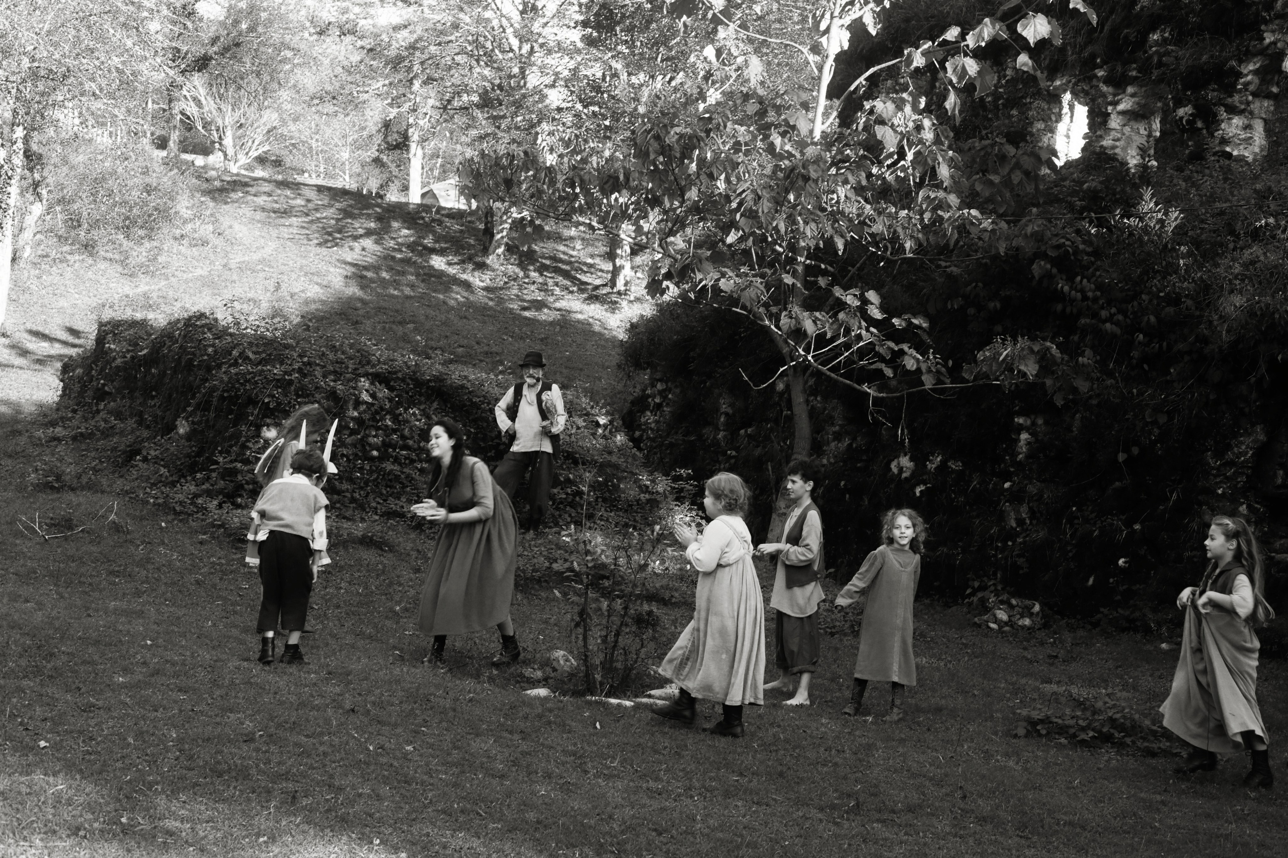 Кинематографическая съемка. Старик и дети. Ekaterina Beridze