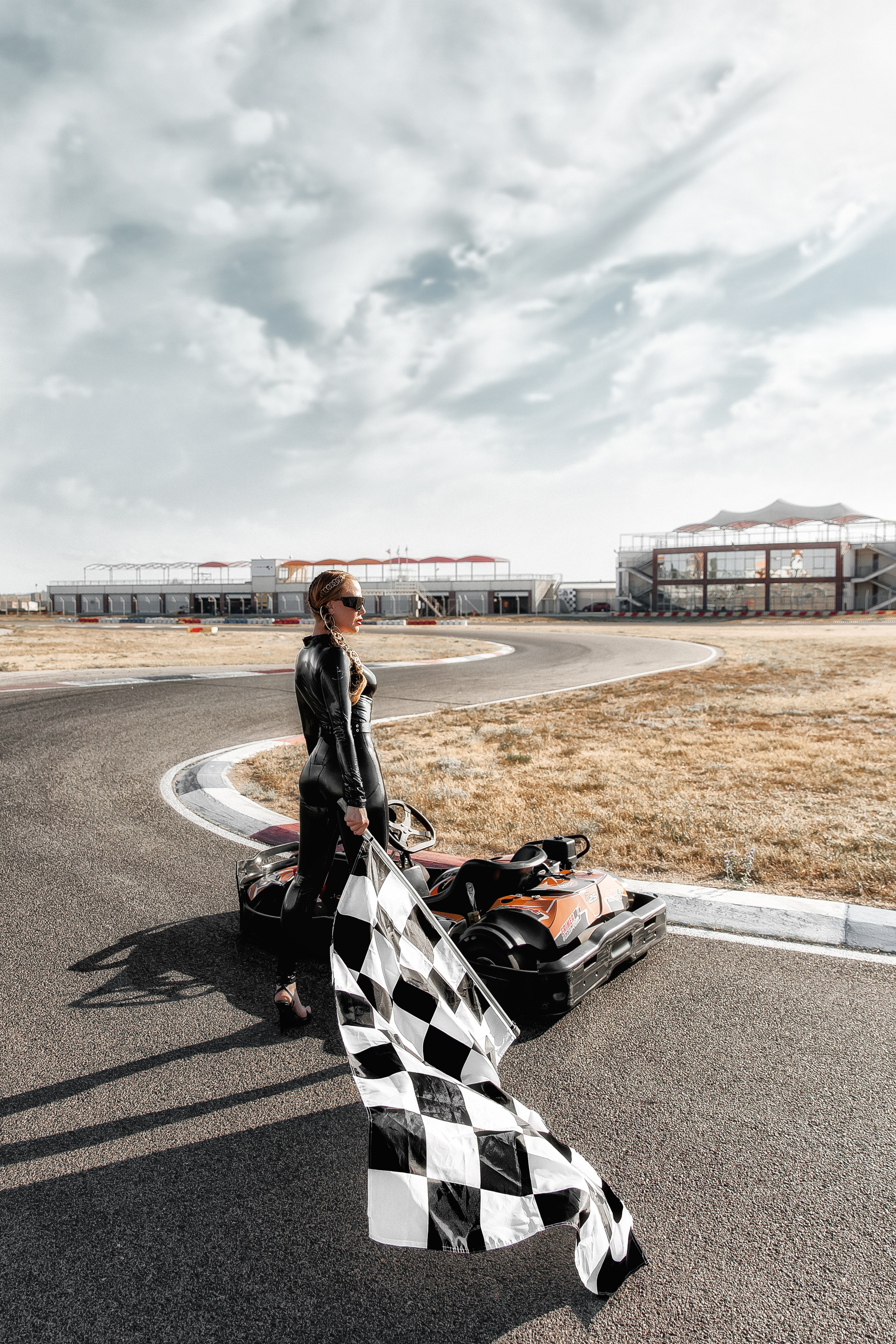 IRINA Международный Гоночный Комплекс «Crimea GRAND PRIX». Свадебный фотограф в Евпатории и в Крыму, Love story, женский портрет