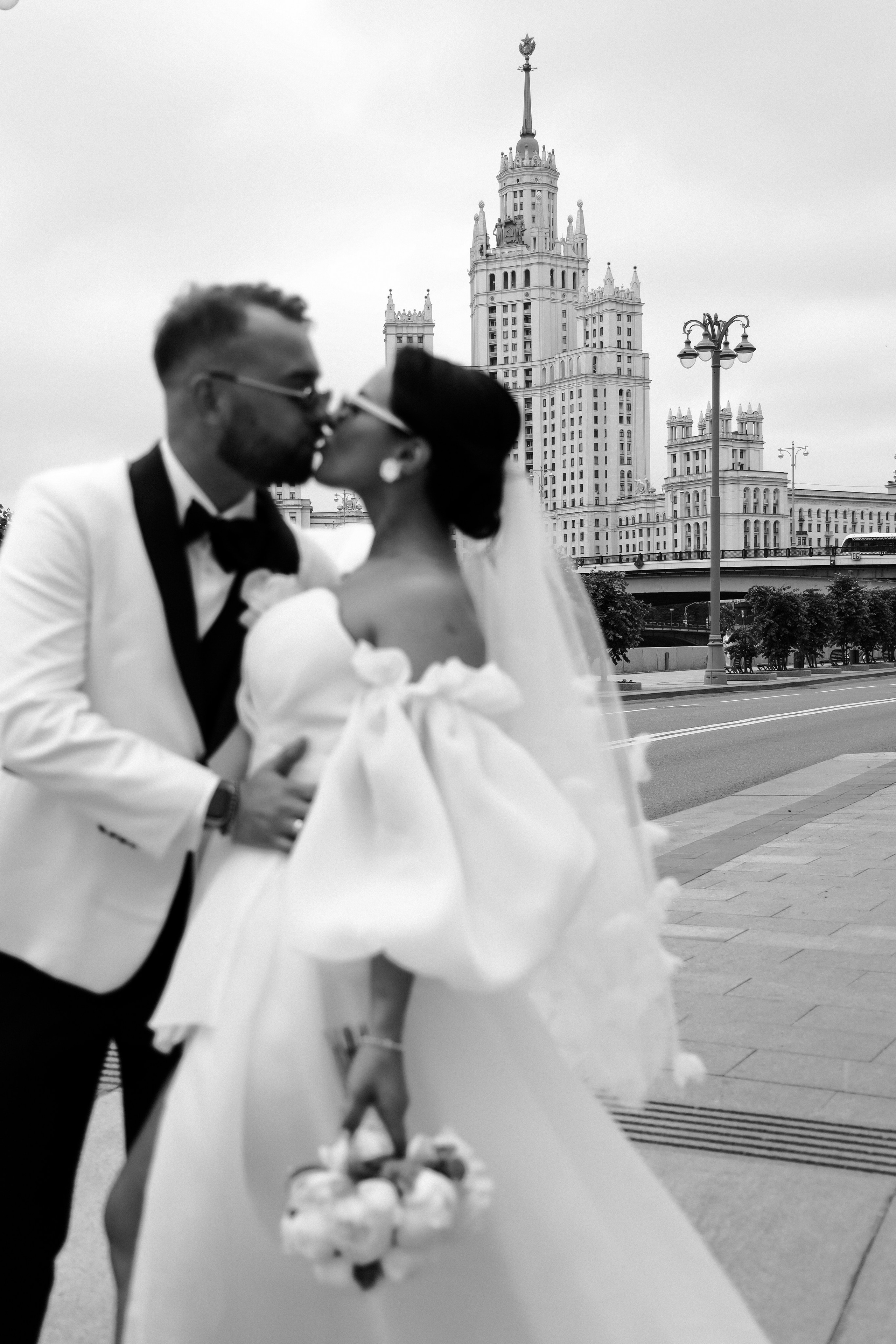 Т. + А. Роспись в Сити, прогулка по набережным Москвы. Семейный и lovestory фотограф в Москве Светлана Коняхина