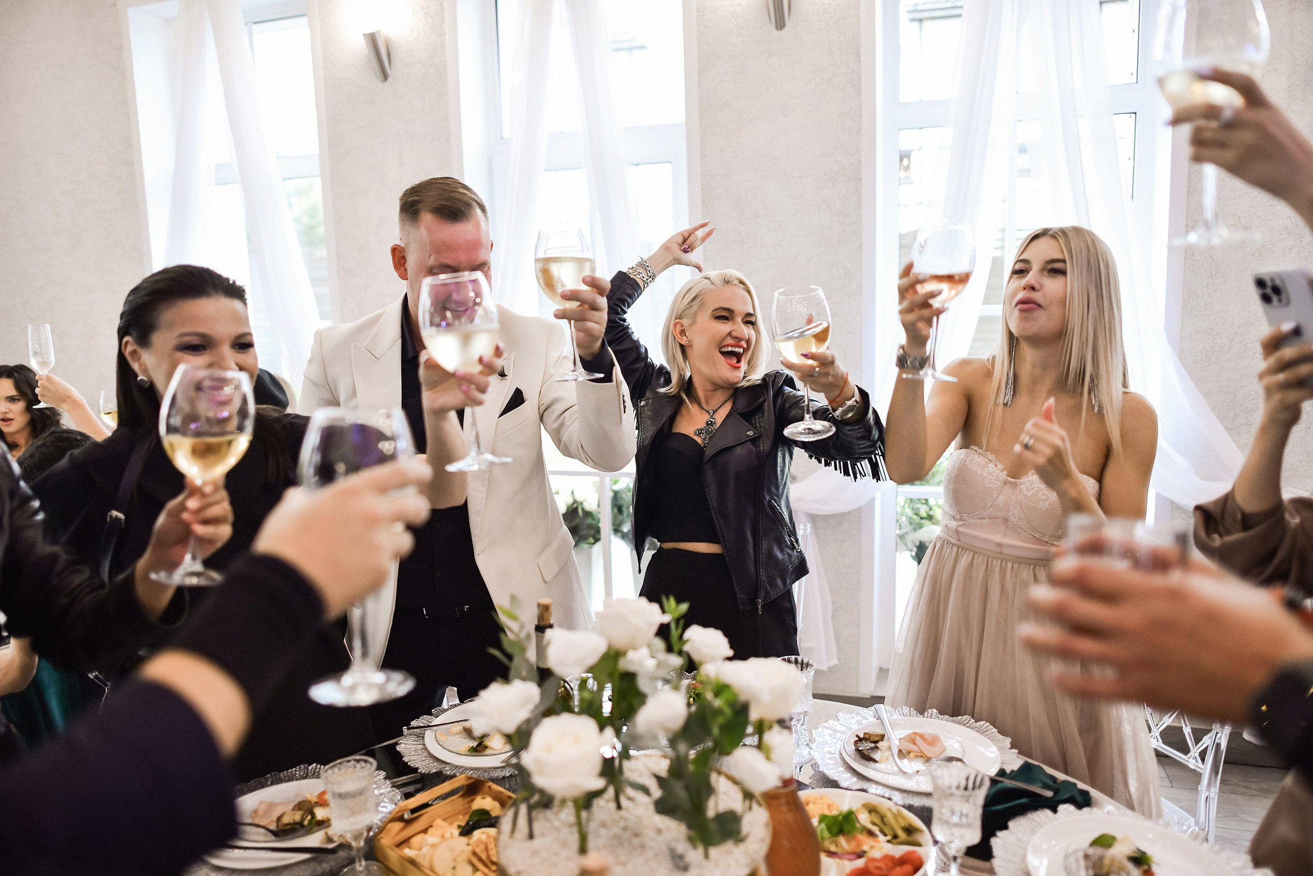 Пример полной отдачи фотографий со свадьбы. 📸 Свадебный и семейный фотограф в Красноярске Тихомиров Евгений | 17 лет опыта | 800+ свадеб