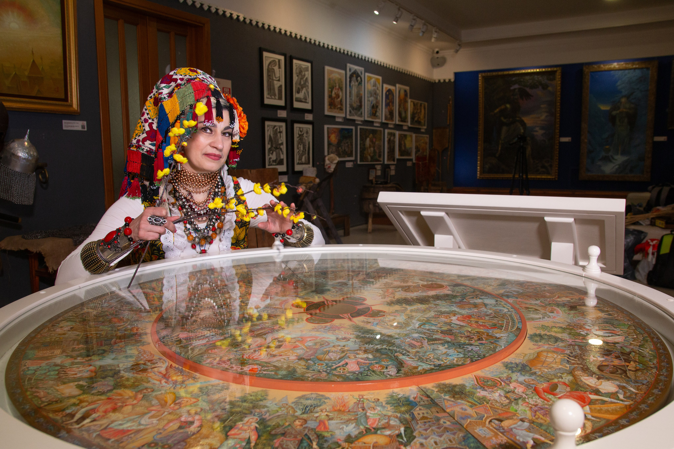 Танец в музее. Музей славянской мифологии. Модель Лана Чернявская. Ваш фотограф Северск | Томск