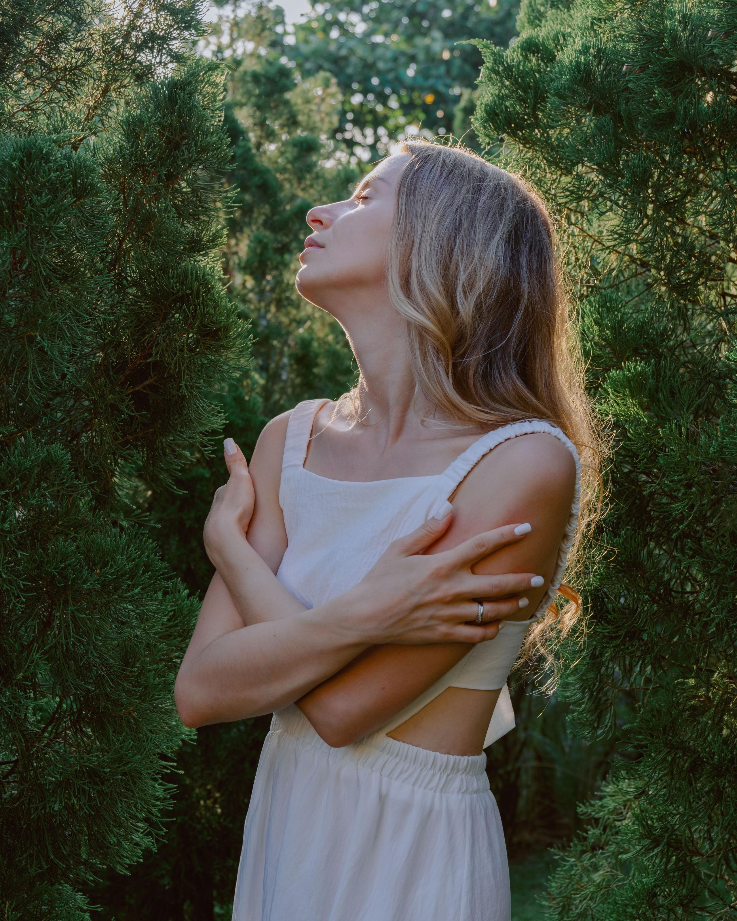 Natasha. Among these firs. Portrait photographer Nha Trang | Julia Meshanina