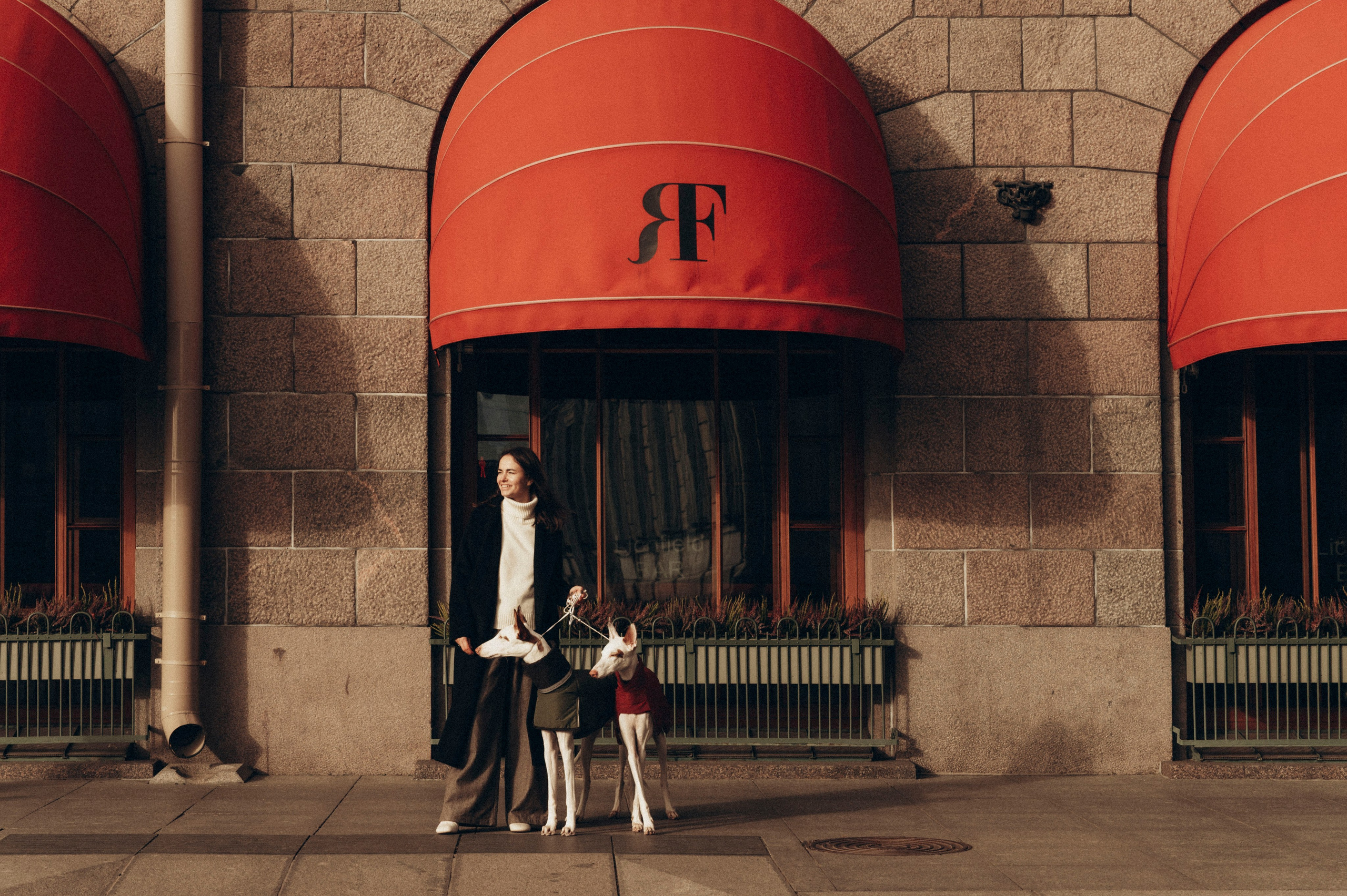 Валерия. Профессиональный фотограф беременности в СПБ. Стильные фотосессии беременности в стиле минимализм и классическая фотография