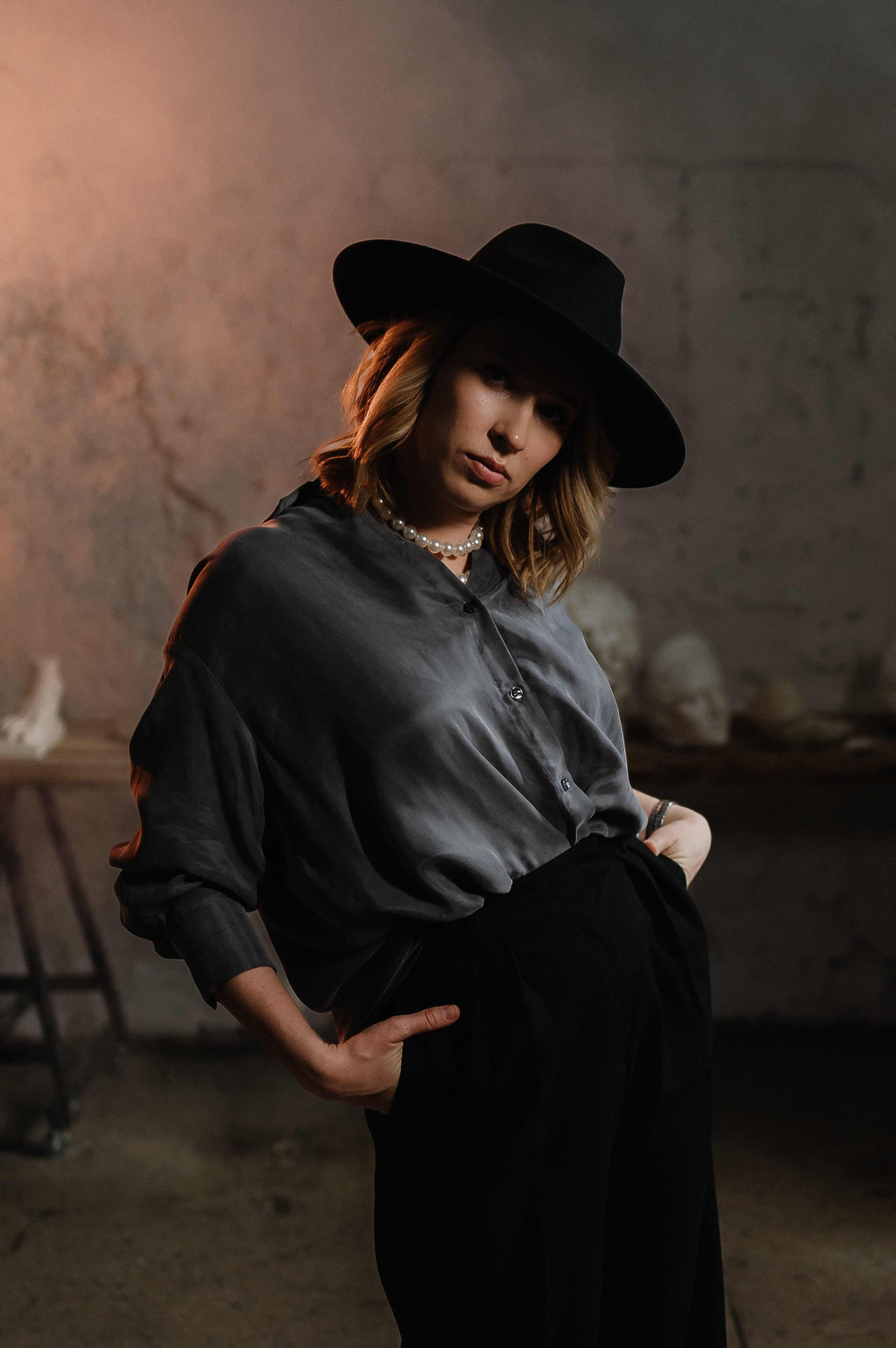 Атмосферный кадр с дымом