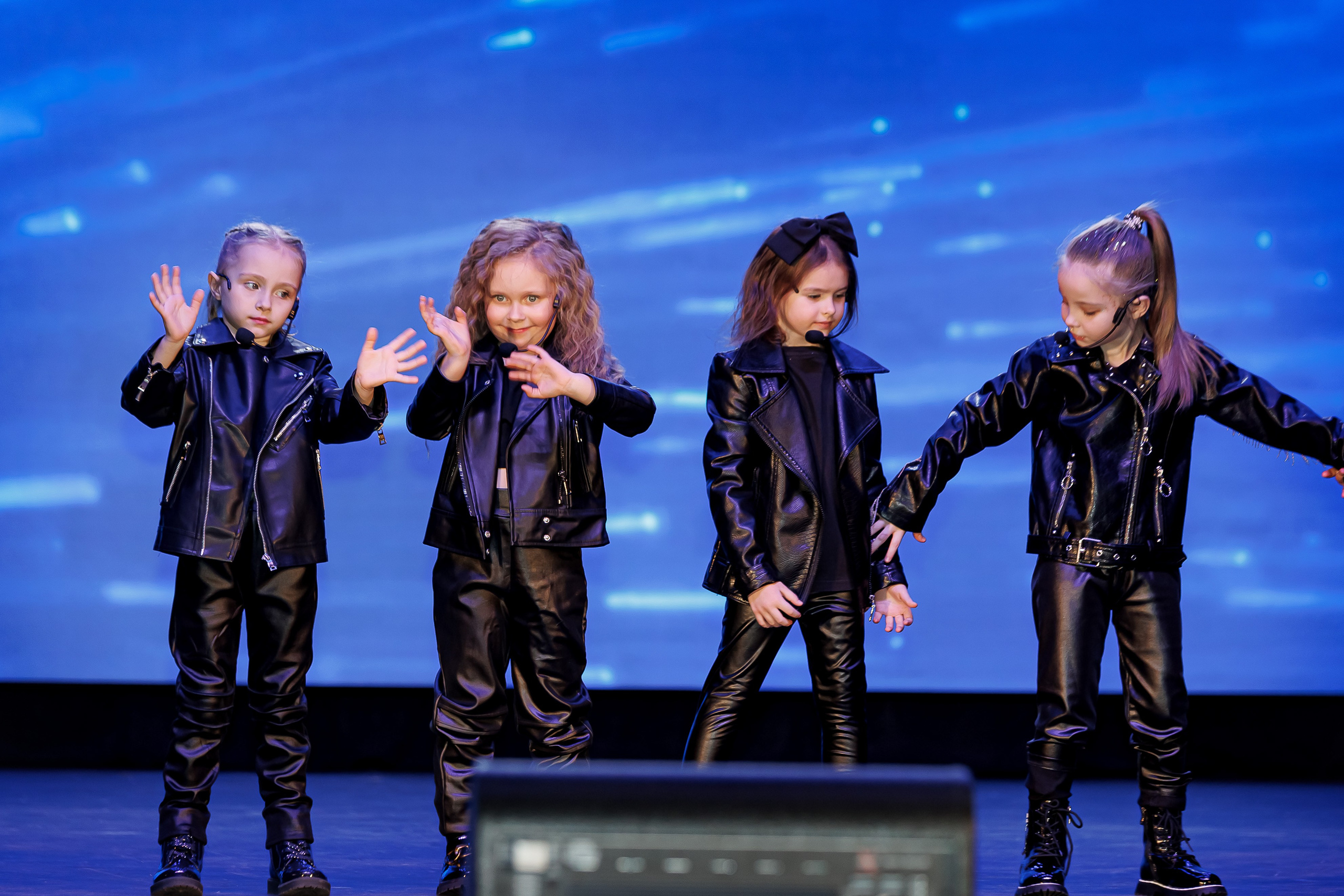 Отчетный концерт вокальной студии «Звёздочка». Семейный и детский фотограф Комина Елена, Власиха, Одинцово