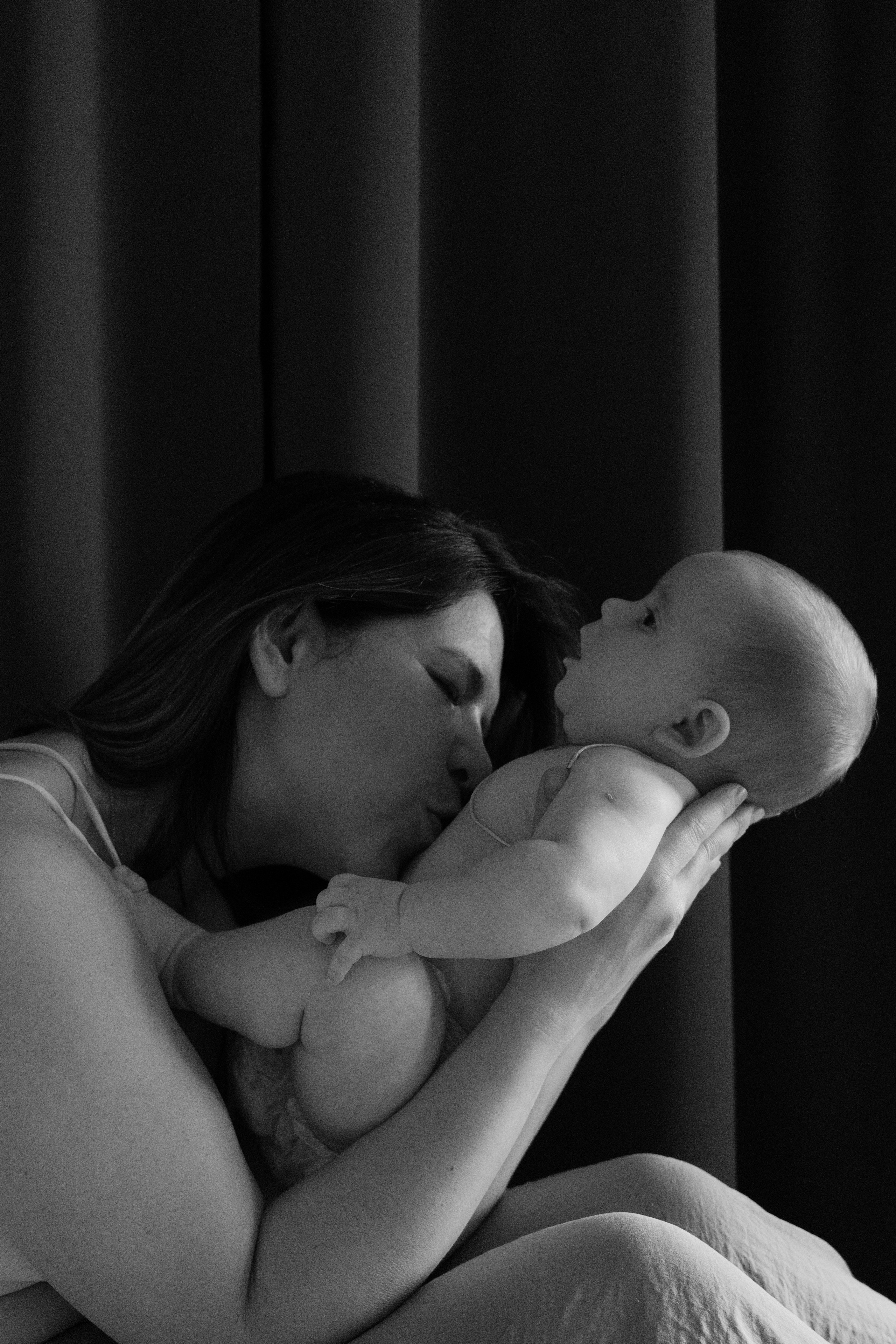 Материнские будни. Фотограф видеограф Ольга Василевская