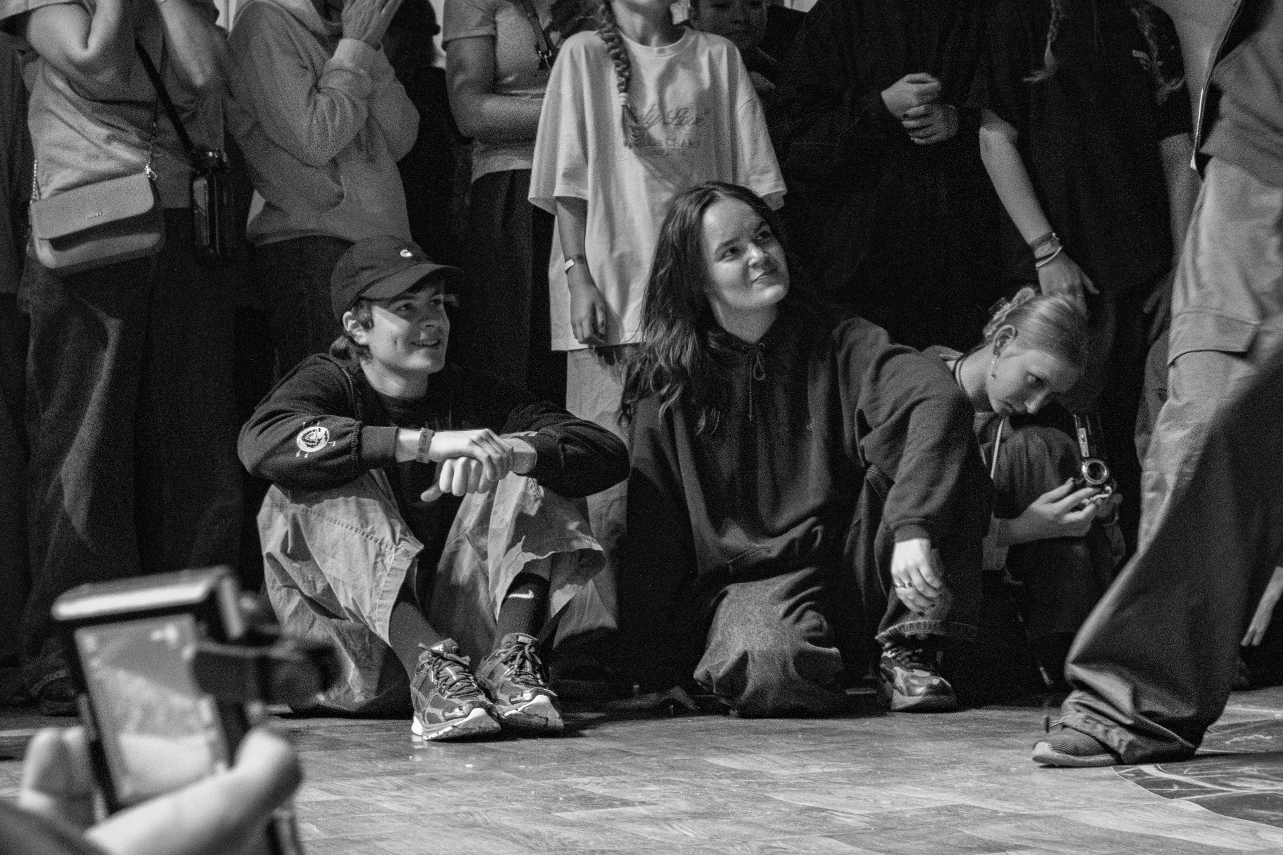 LORDS OF THE UNDERGROUND 27/10/25 (@youlovebu). Соня бу тебя сфоткала