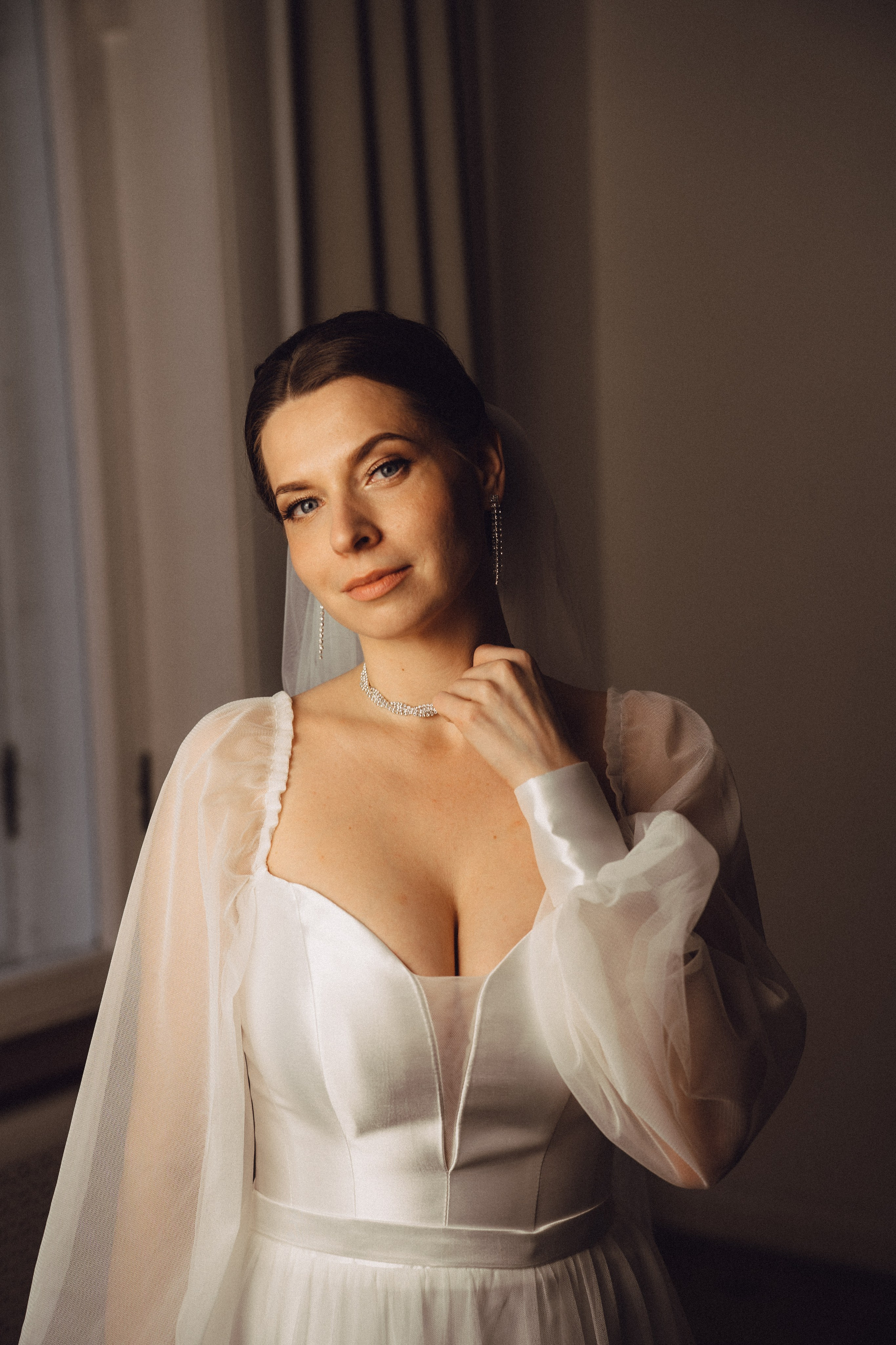 СВАДЕБНАЯ СЬЕМКА ВО ВТОРОМ ДВОРЦЕ (ДЕКАБРЬ) ТАКЖЕ СЬЕМКА В СТУДИИ НА ЧЕРНЫШЕВСКОЙ. Профессиональный фотограф, Санкт-Петербург — Виктория Богомолова