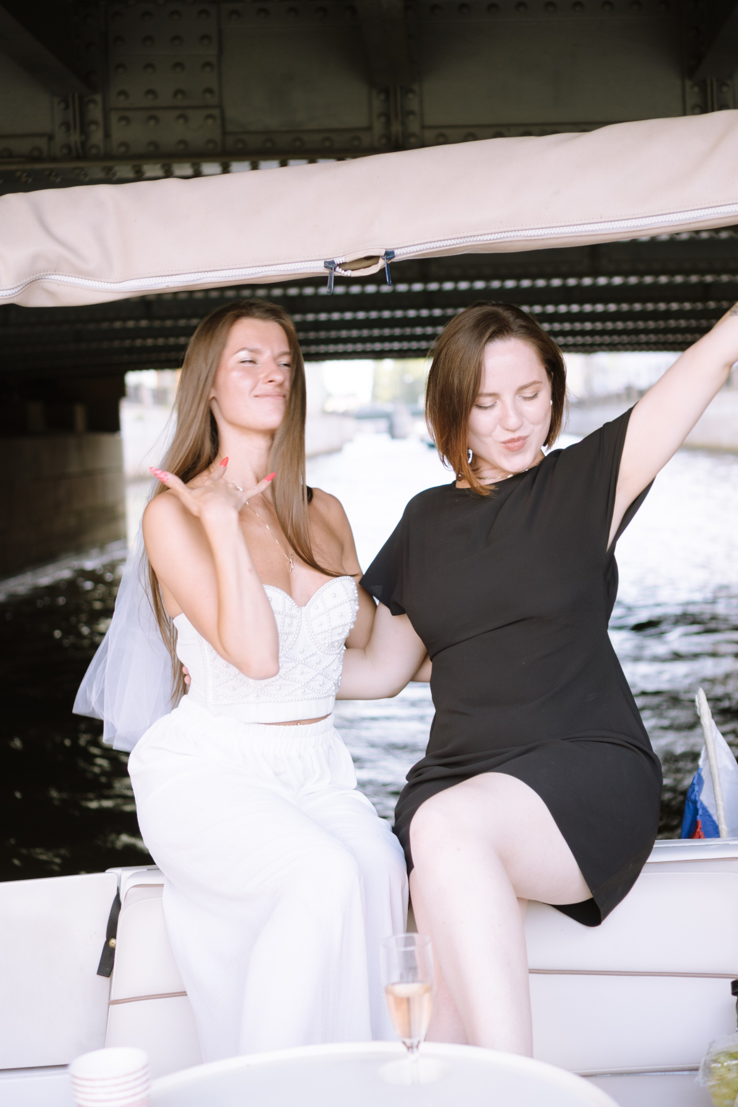 ДЕВИЧНИК НА КАТЕРЕ. Профессиональный фотограф, Санкт-Петербург — Виктория Богомолова