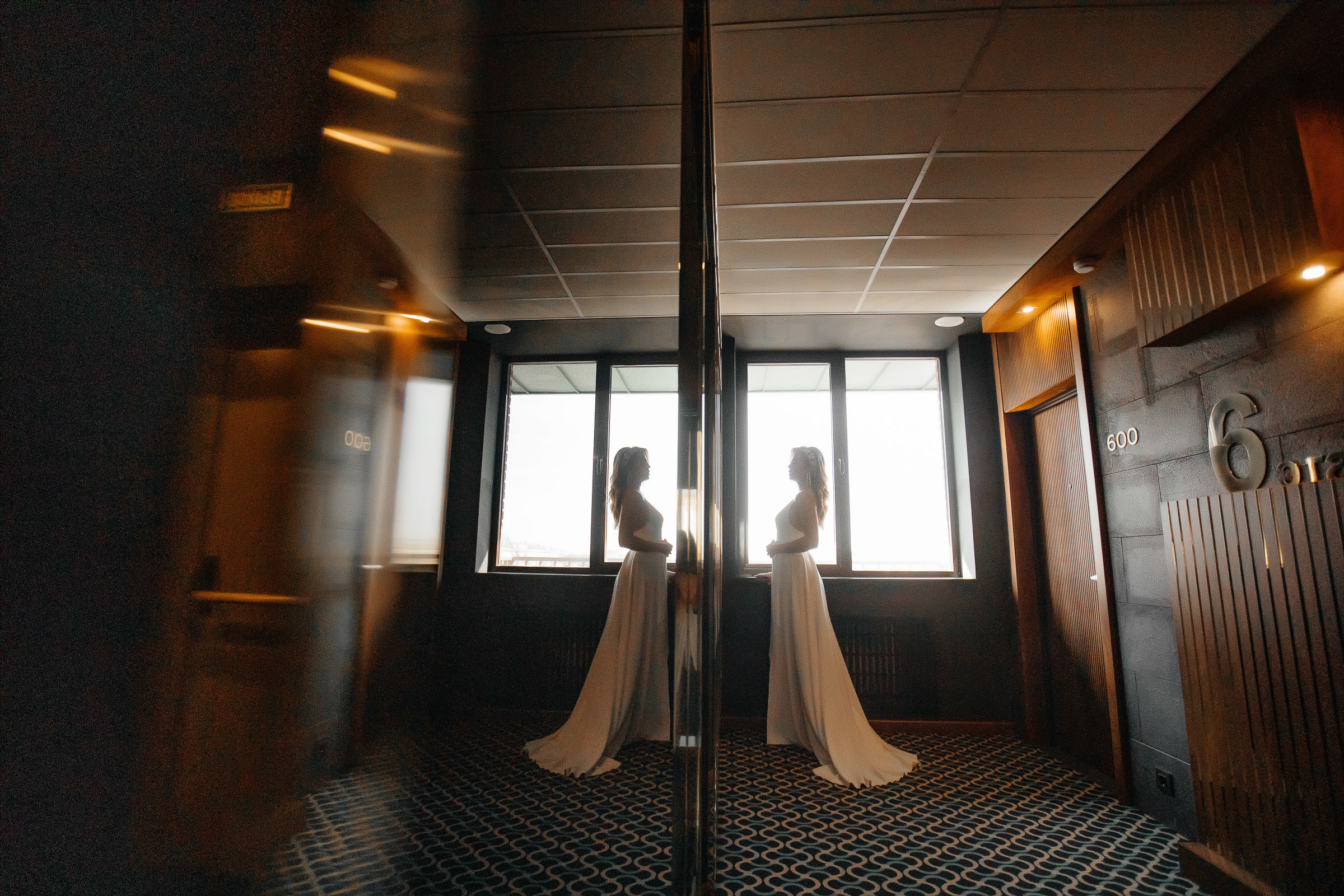 Фотограф на свадьбу в Ростове, Фотограф на свадьбу в Краснодаре, фотограф на свадьбу в Сочи. ПОзы в фотографии, портретная сьемка. Фотограф в Москве, фотограф в Санкт Петербурге. Фотограф в Таганроге 