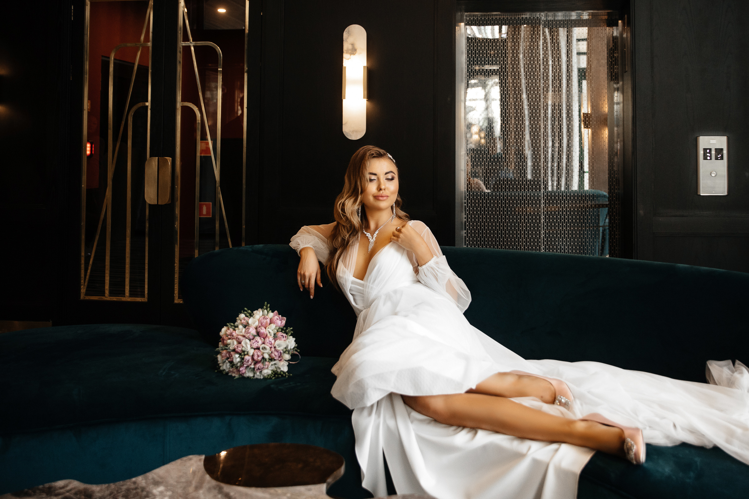 Фотограф на свадьбу в Ростове, Фотограф на свадьбу в Краснодаре, фотограф на свадьбу в Сочи. ПОзы в фотографии, портретная сьемка. Фотограф в Москве, фотограф в Санкт Петербурге. Фотограф в Таганроге 