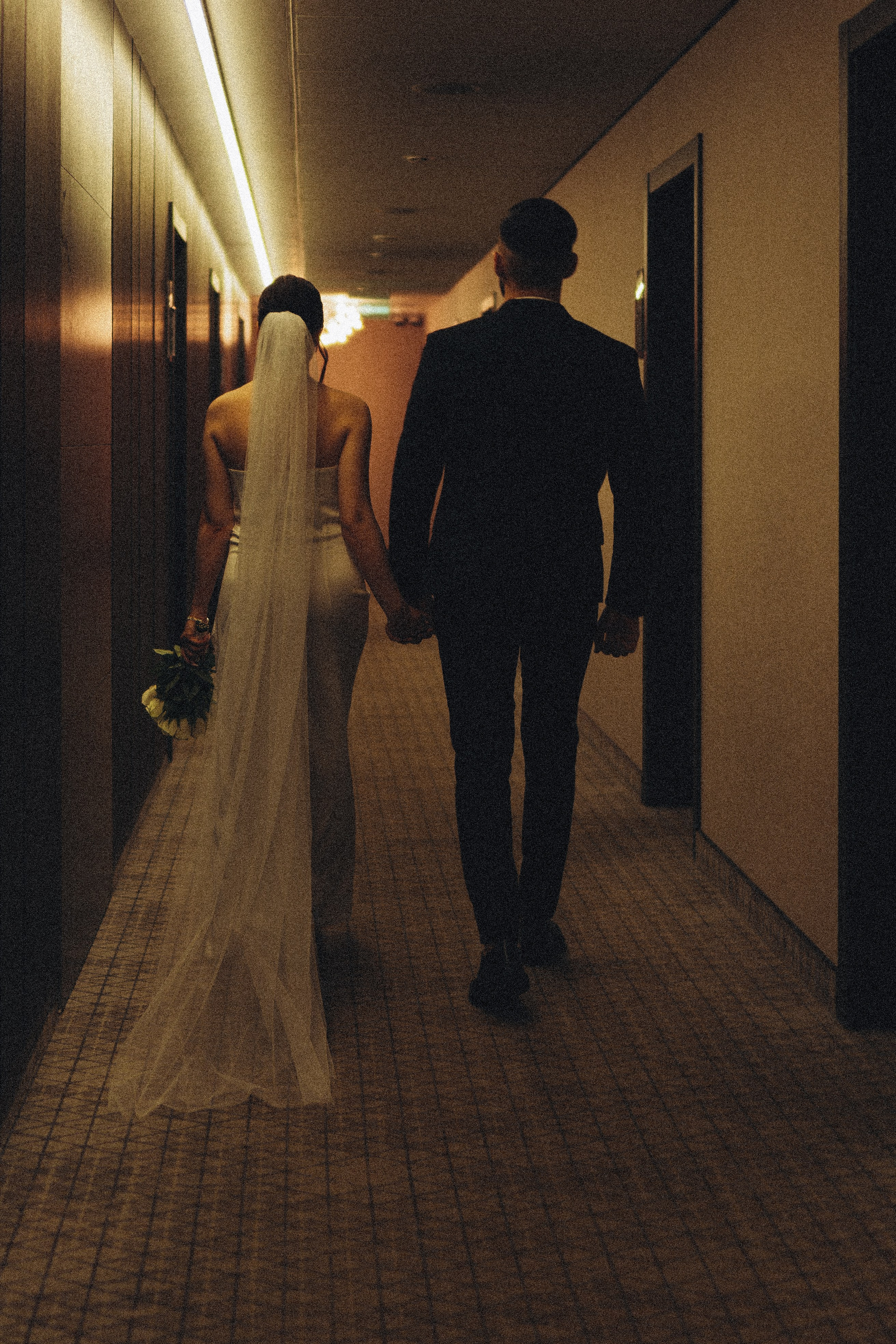 СВАДЕБНАЯ СЬЕМКА СБОРОВ ЖЕНИХА И НЕВЕСТЫ В ОТЕЛЕ И ТАКЖЕ ФОТОСЕССИИЯ В ОТЕЛЕЕ МЕГАПОЛИС БРЯНСК. Профессиональный фотограф, Санкт-Петербург — Виктория Богомолова