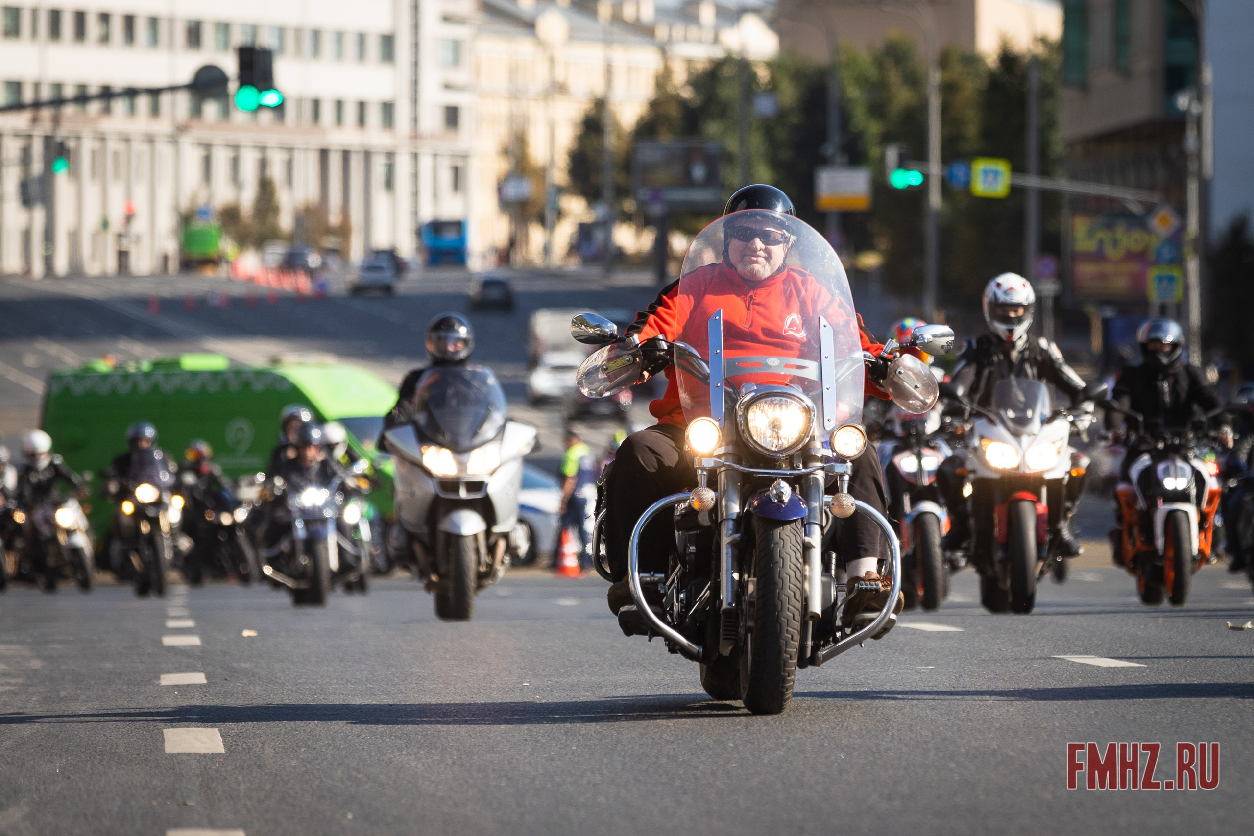 Закрытие Мотосезона 2023 на проспекте Академика Сахарова. Фотограф Владимир Охрименко