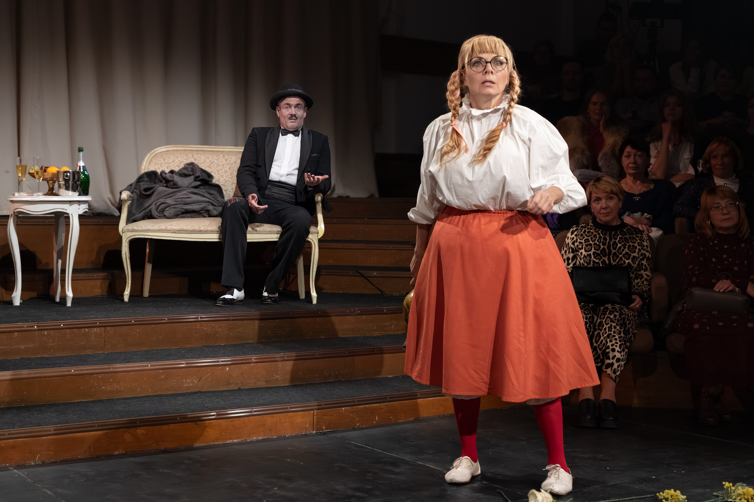 Театр Сфера: Гнездо перелётных птиц (100-й спекталь). Сайт фотографа Сергея Абрамова