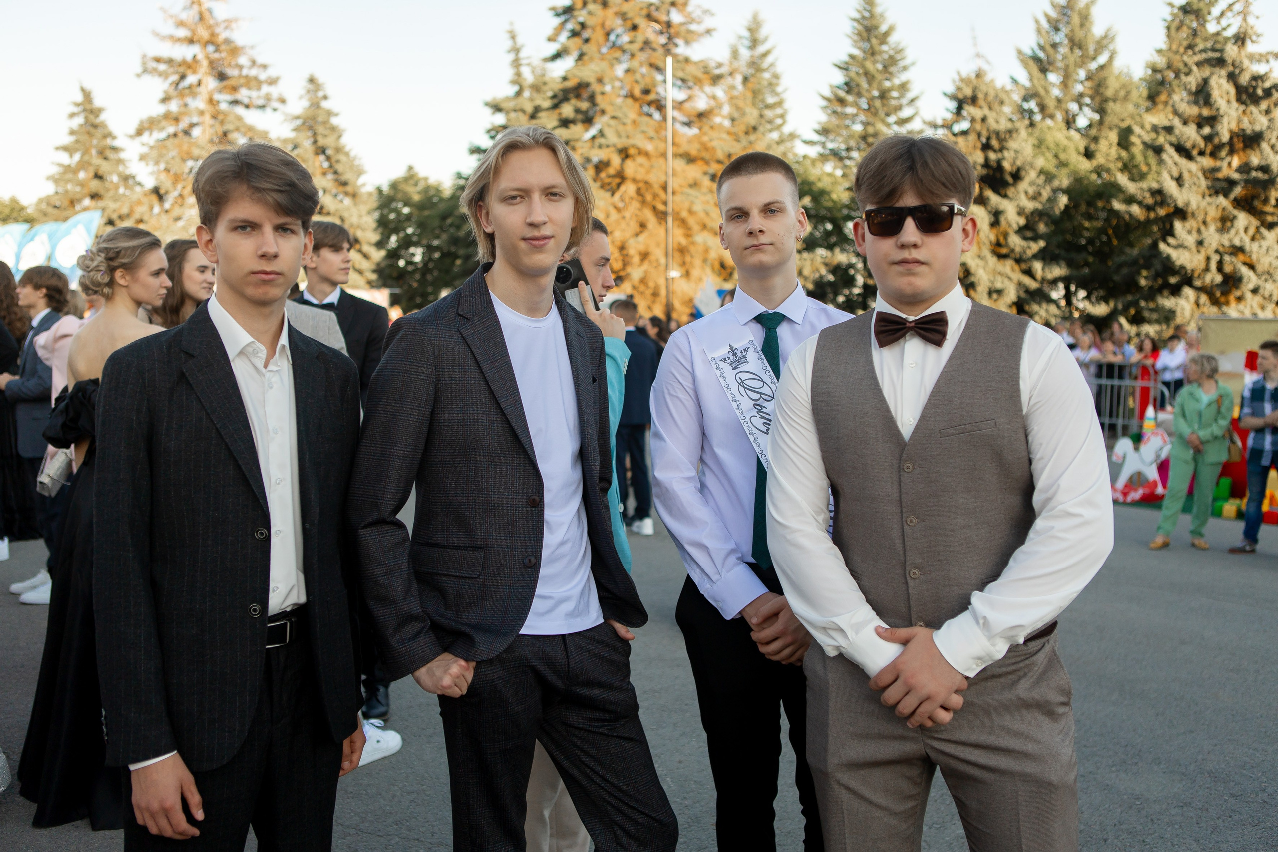 Выпускной Гимназия 12 2024 г. Свадебный и портретный Фотограф в Липецке Дмитрий Котюков