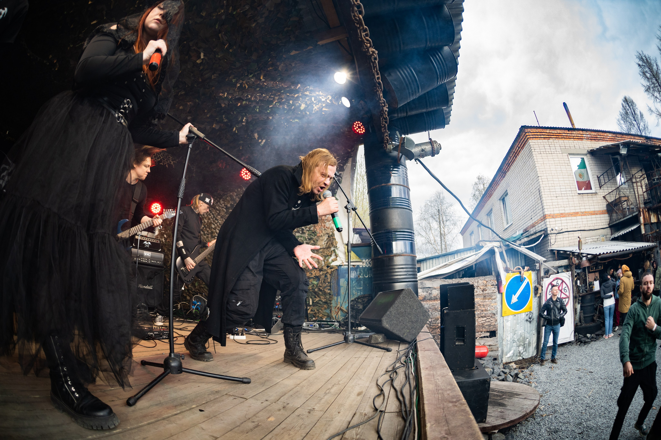 Фестиваль «ПОСРЕДИ КЛАДБИЩ И БОЛОТ»|Архангельск. Концертный и репортажный фотограф в Санкт-Петербурге Слава Пахомов