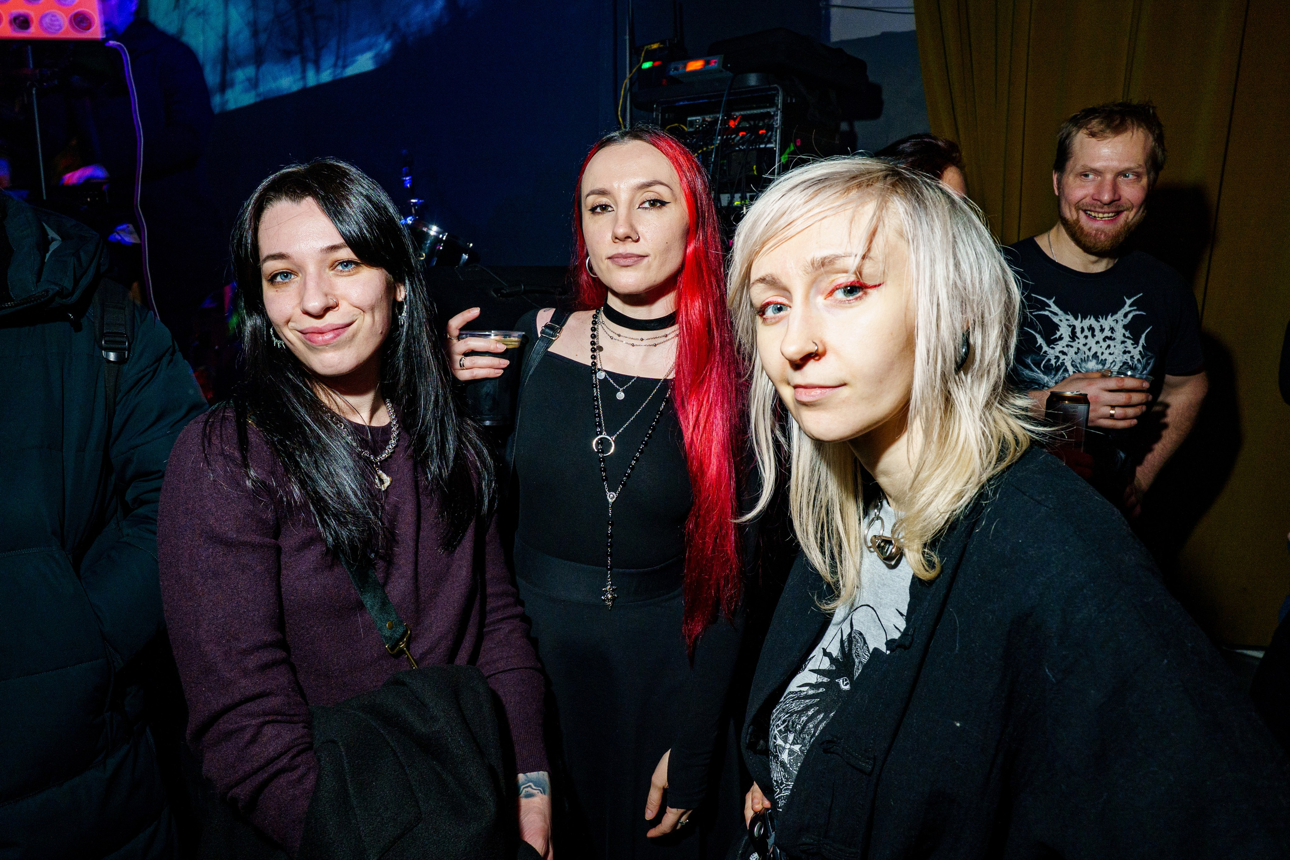 Inside the Rain|Ласточка. Концертный и репортажный фотограф в Санкт-Петербурге Слава Пахомов