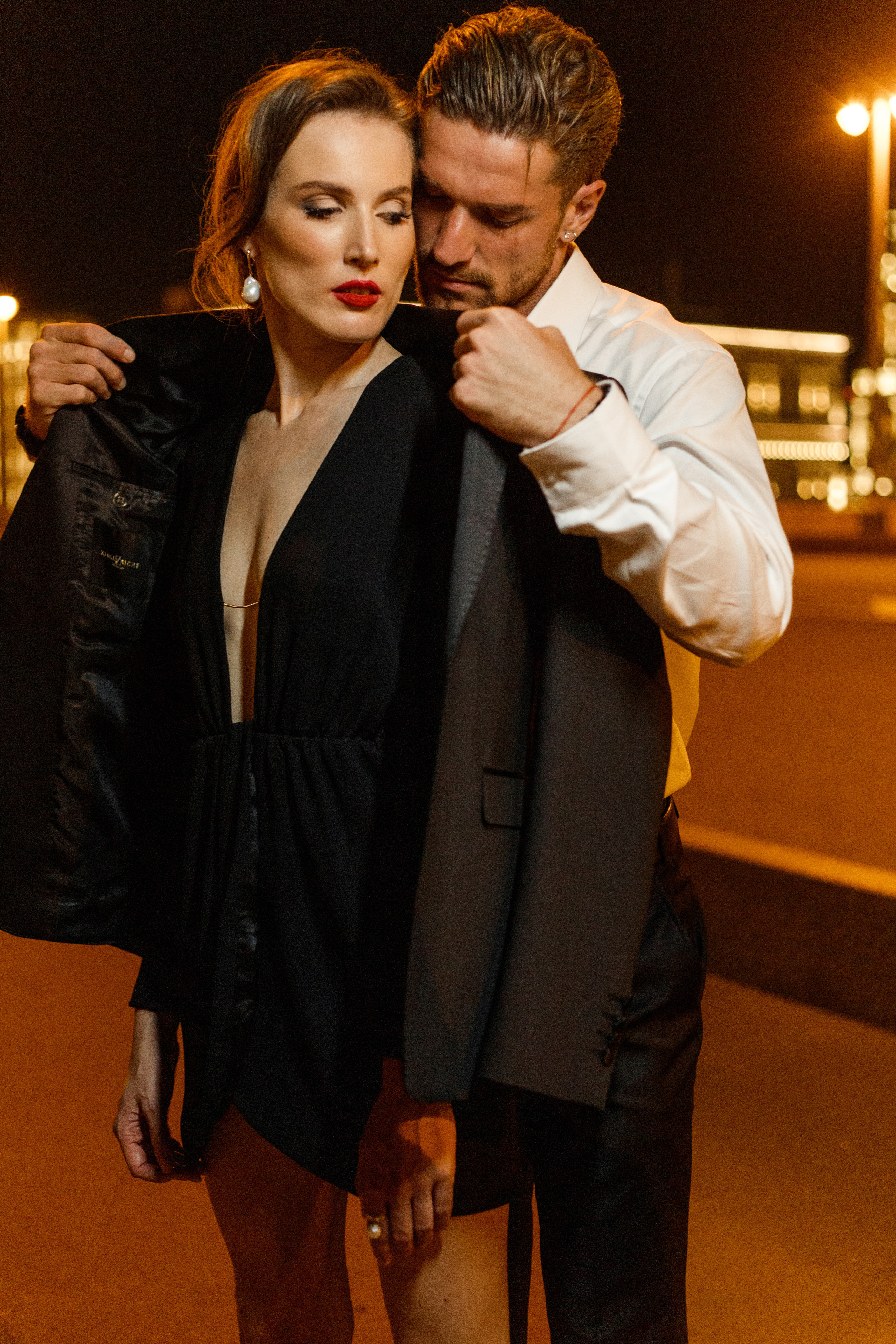 Lovestory в ночном городе. Свадебный фотограф в Москве Элина Ларченкова. Фото, которые цепляют