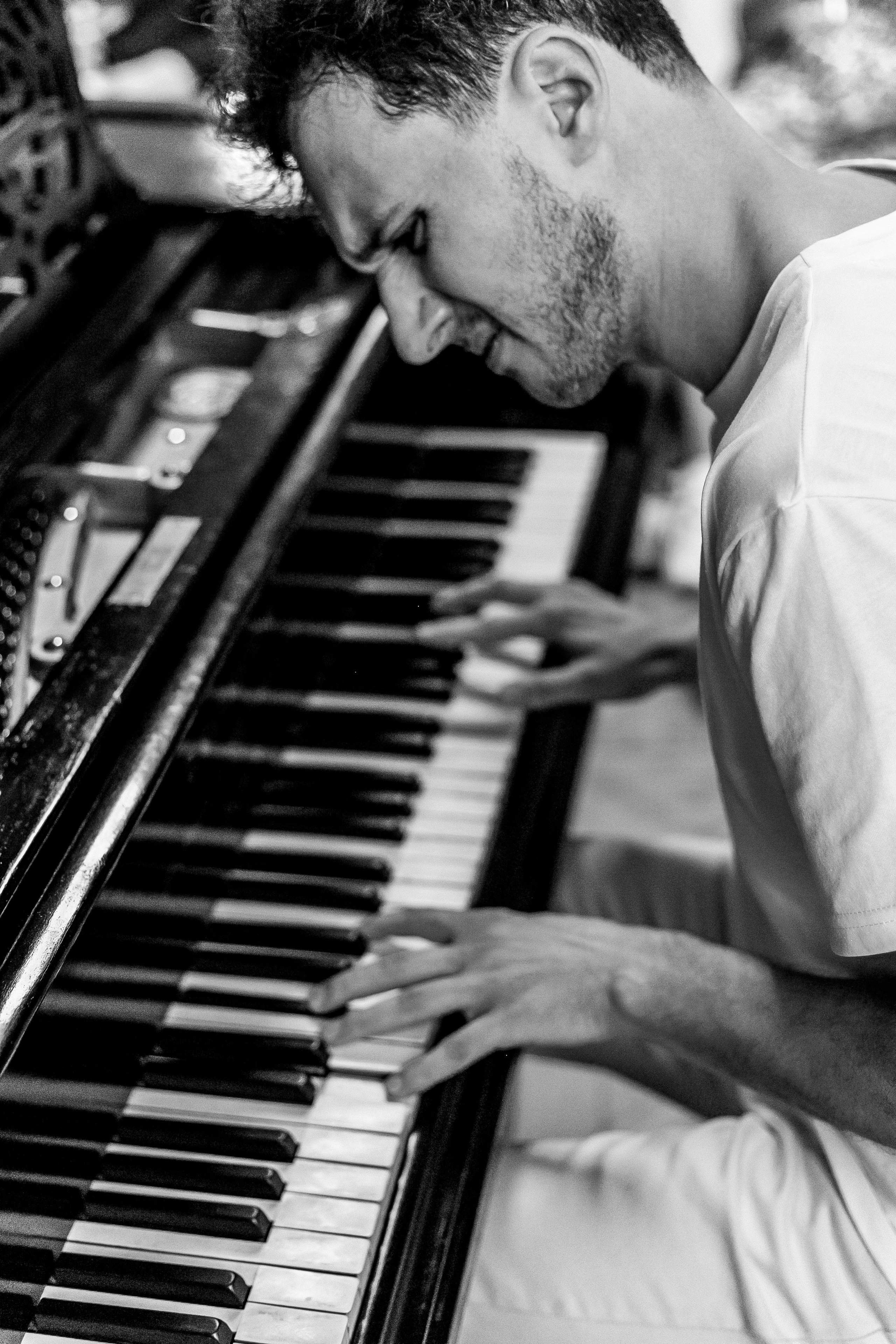 Музыкальный квартирник в отеле Рихтер. Свадебный фотограф в Москве Элина Ларченкова. Фото, которые цепляют