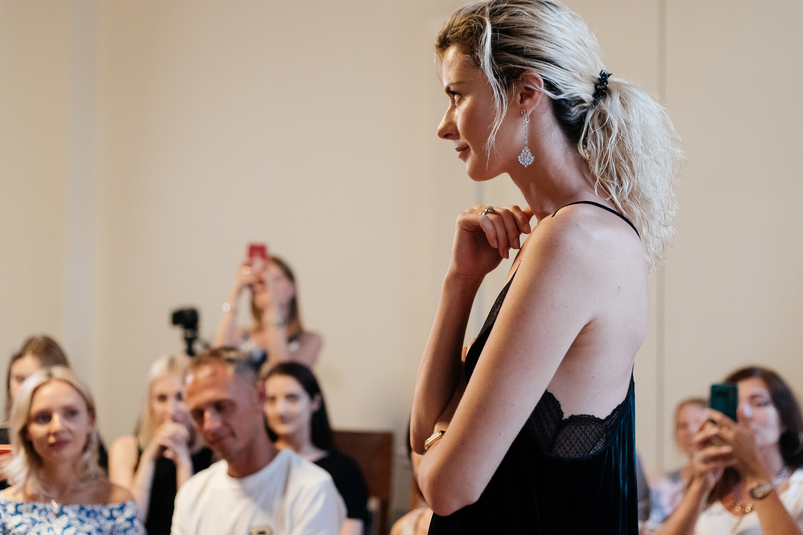 Музыкальный квартирник в отеле Рихтер. Свадебный фотограф в Москве Элина Ларченкова. Фото, которые цепляют