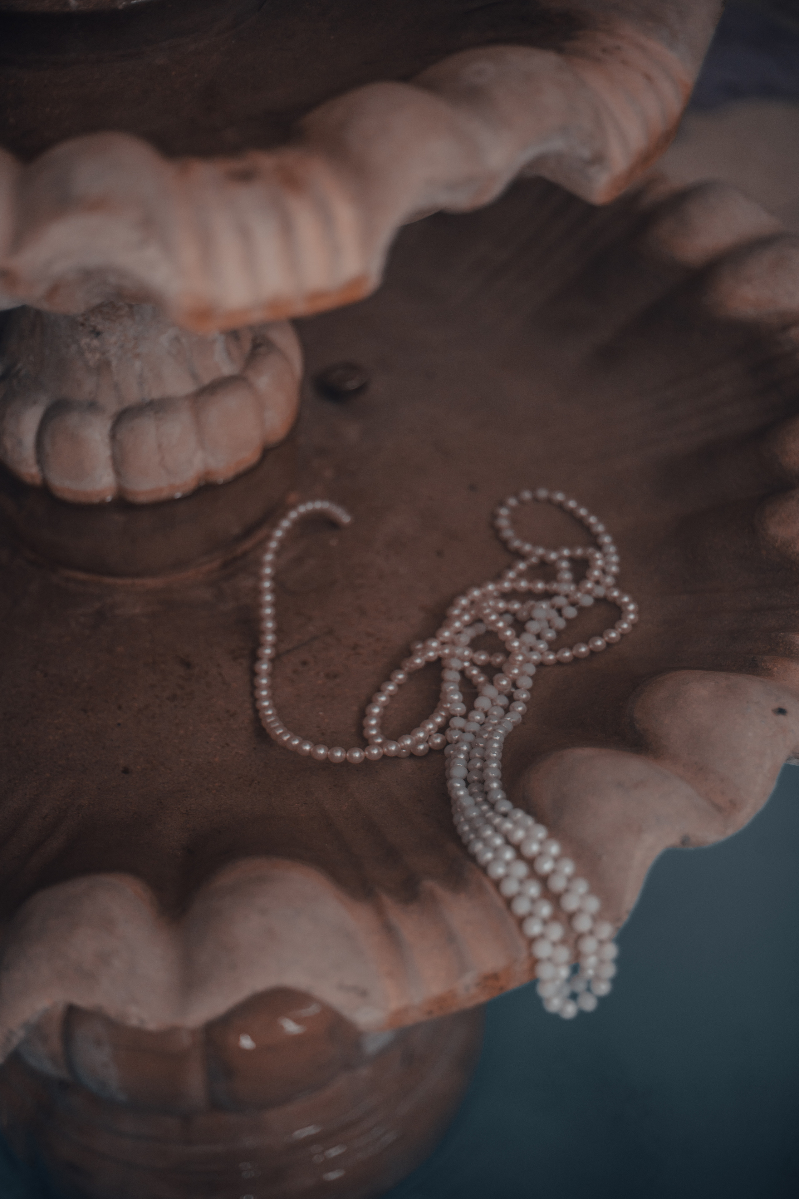 Фотосессия с живой флористикой в винтажном стиле в студии