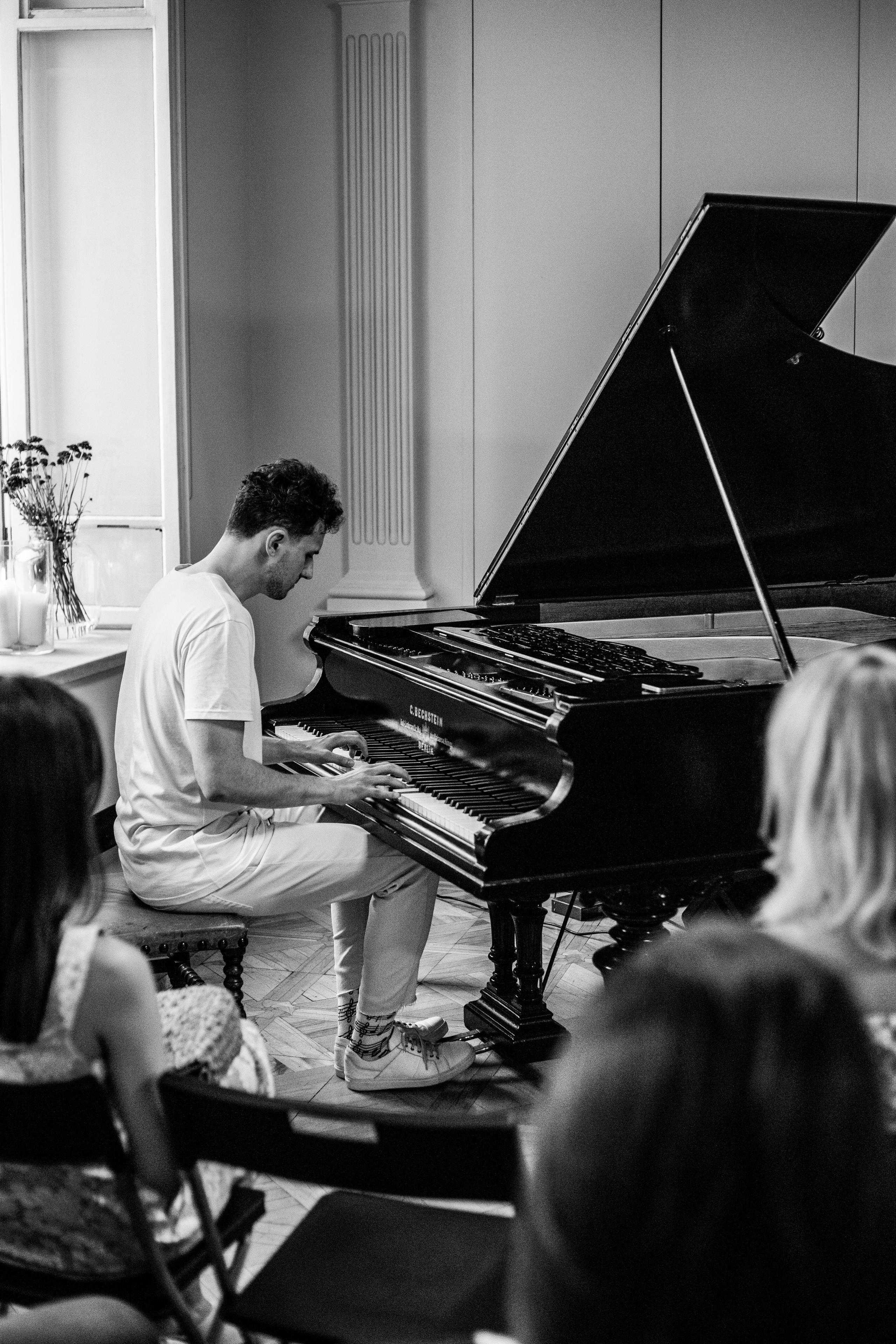 Музыкальный квартирник в отеле Рихтер. Свадебный фотограф в Москве Элина Ларченкова. Фото, которые цепляют