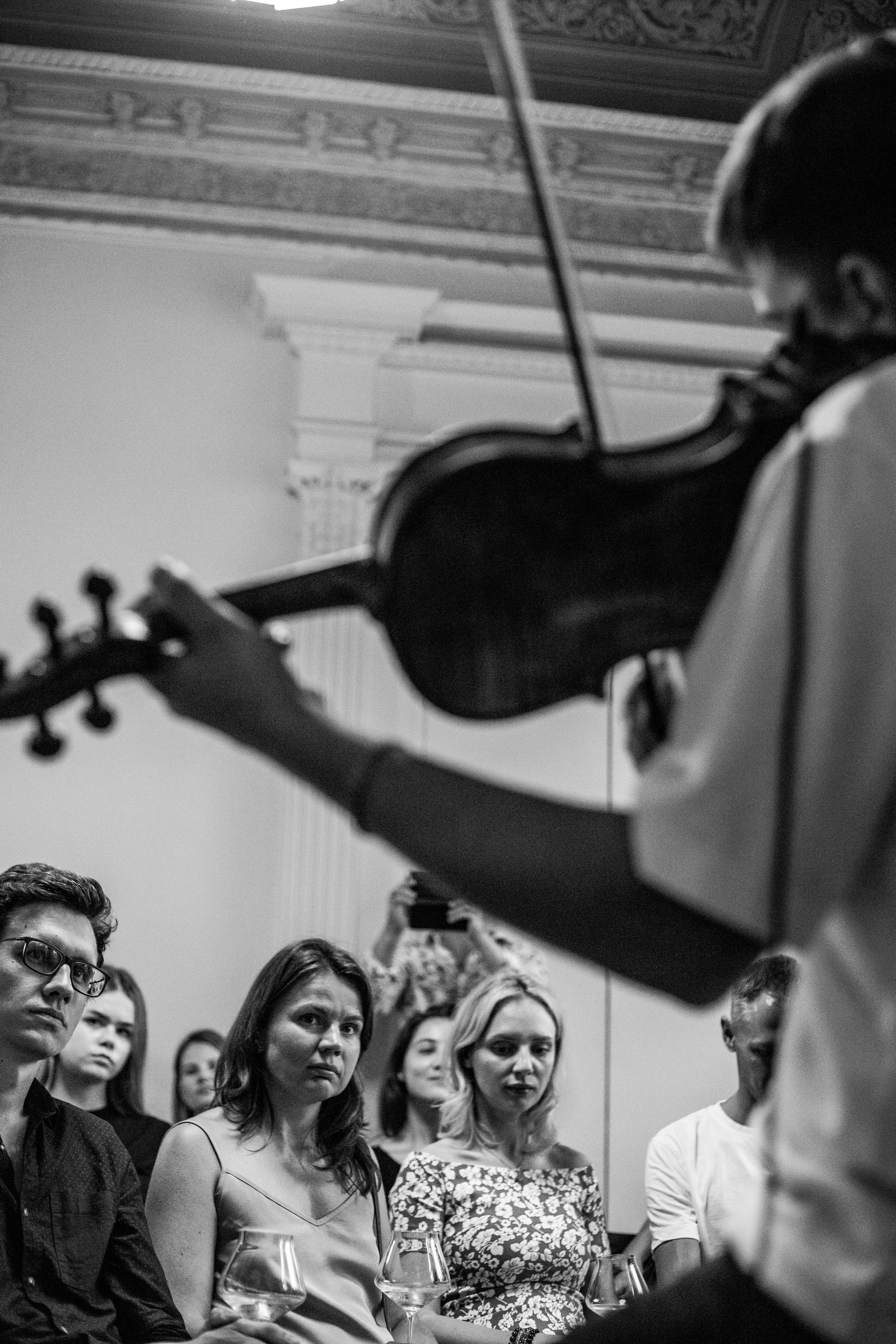 Музыкальный квартирник в отеле Рихтер. Свадебный фотограф в Москве Элина Ларченкова. Фото, которые цепляют