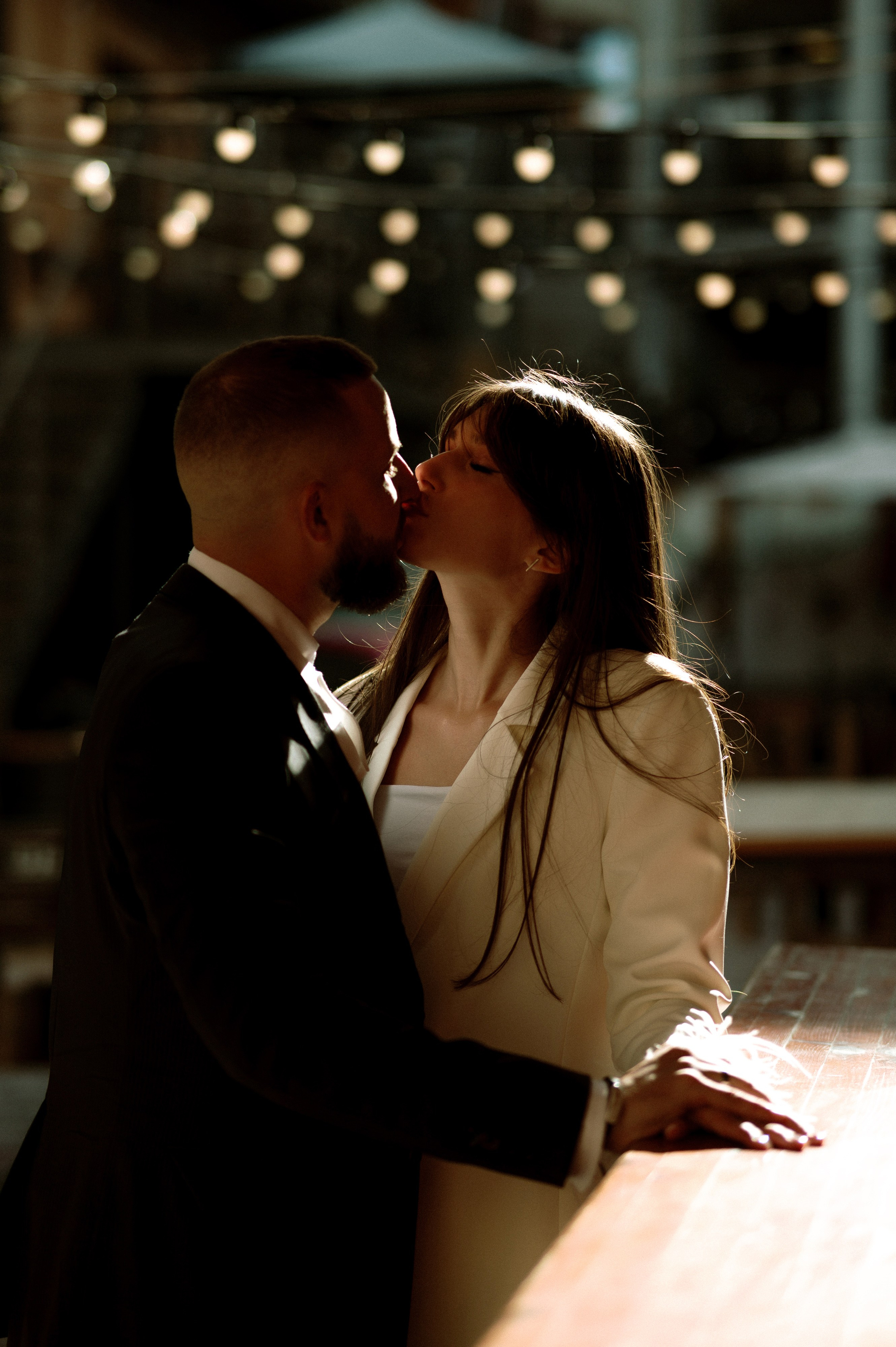 Astrakhan street wedding. Wedding photographer