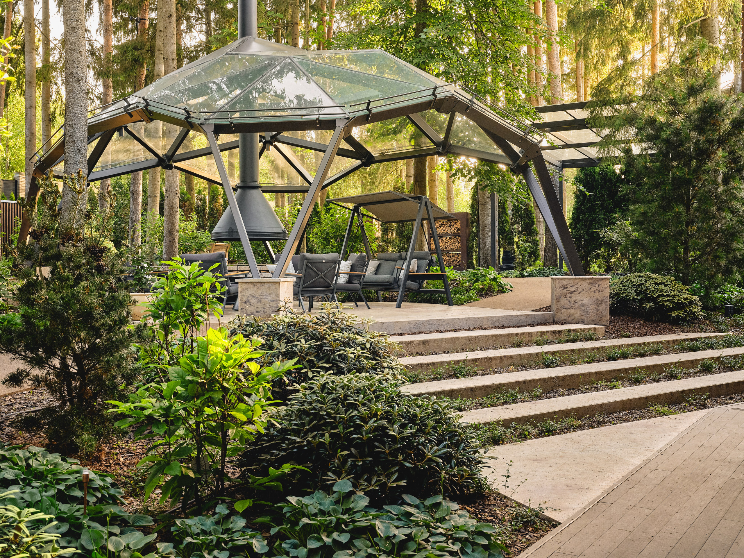 Беседка в загородном доме. Фотограф Наталья Вершинина