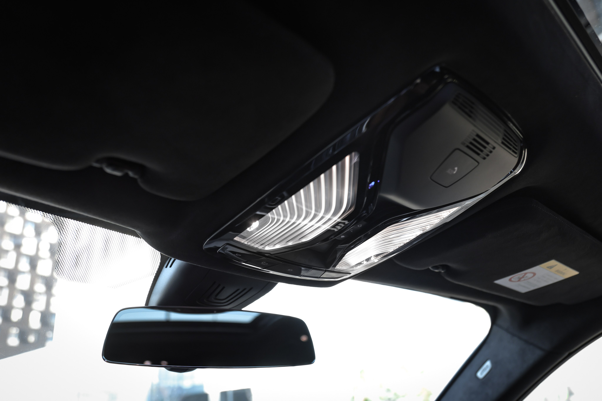 2020 BMW X7 XDrive 40i. Mixturecaptures