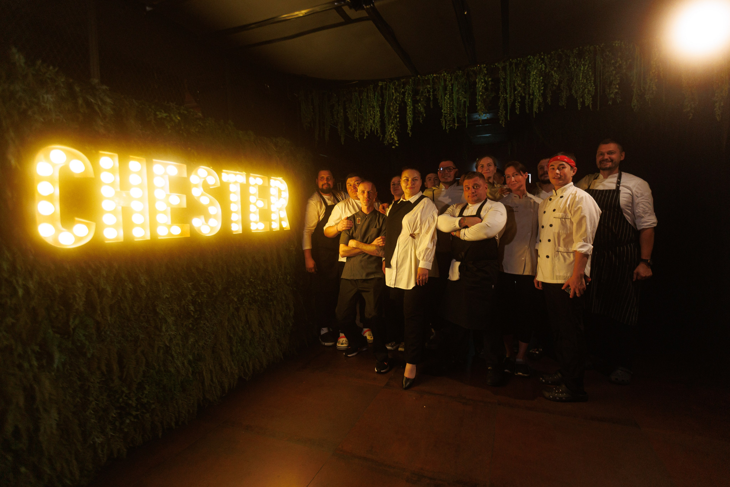 Фотографии с Гастроужина Честер Челябинск 5 ЛЕТ.5 ШЕФОВ