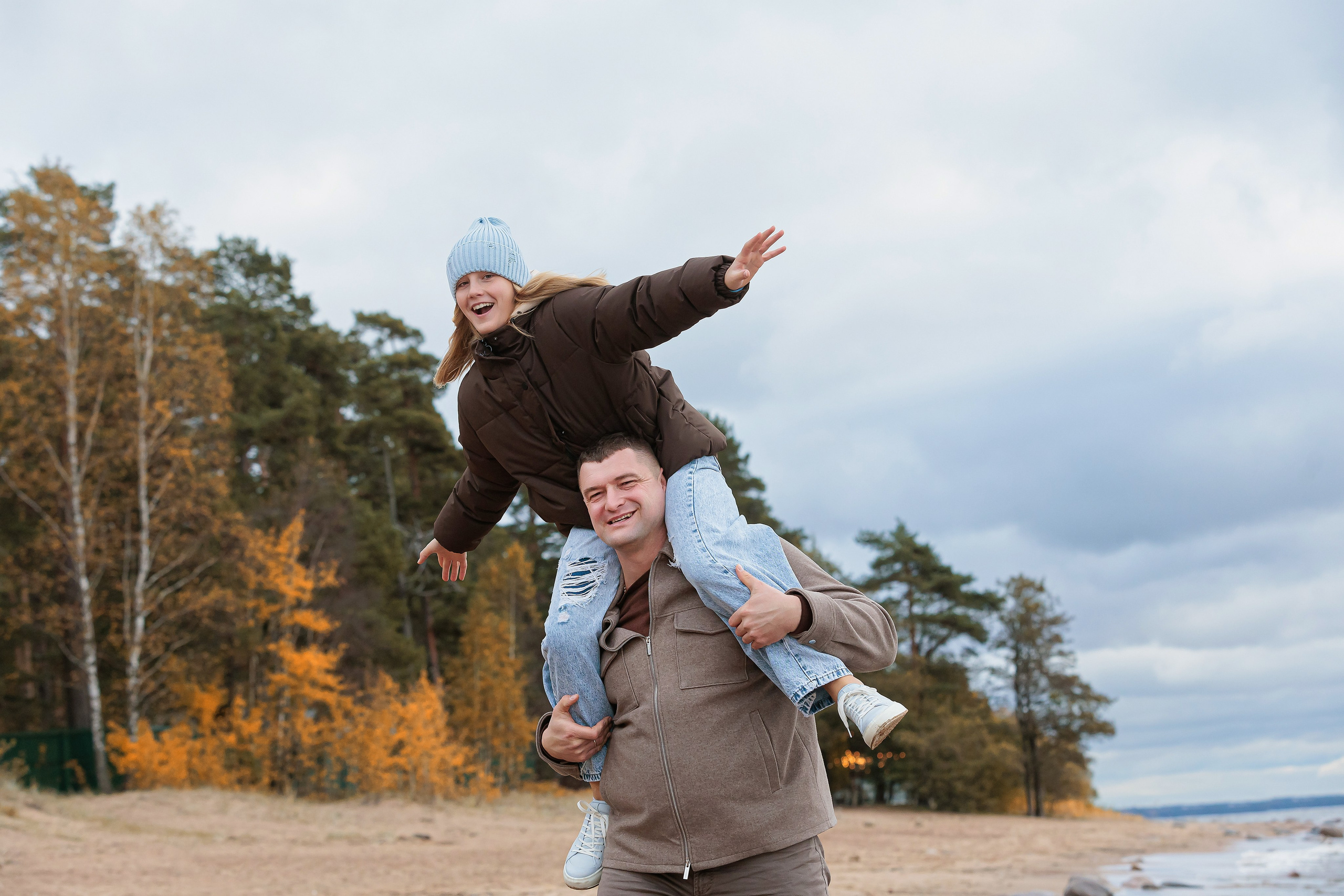 Семейная фотосессия на заливе. Свадебный, семейный, детский фотограф в Санкт-Петербурге