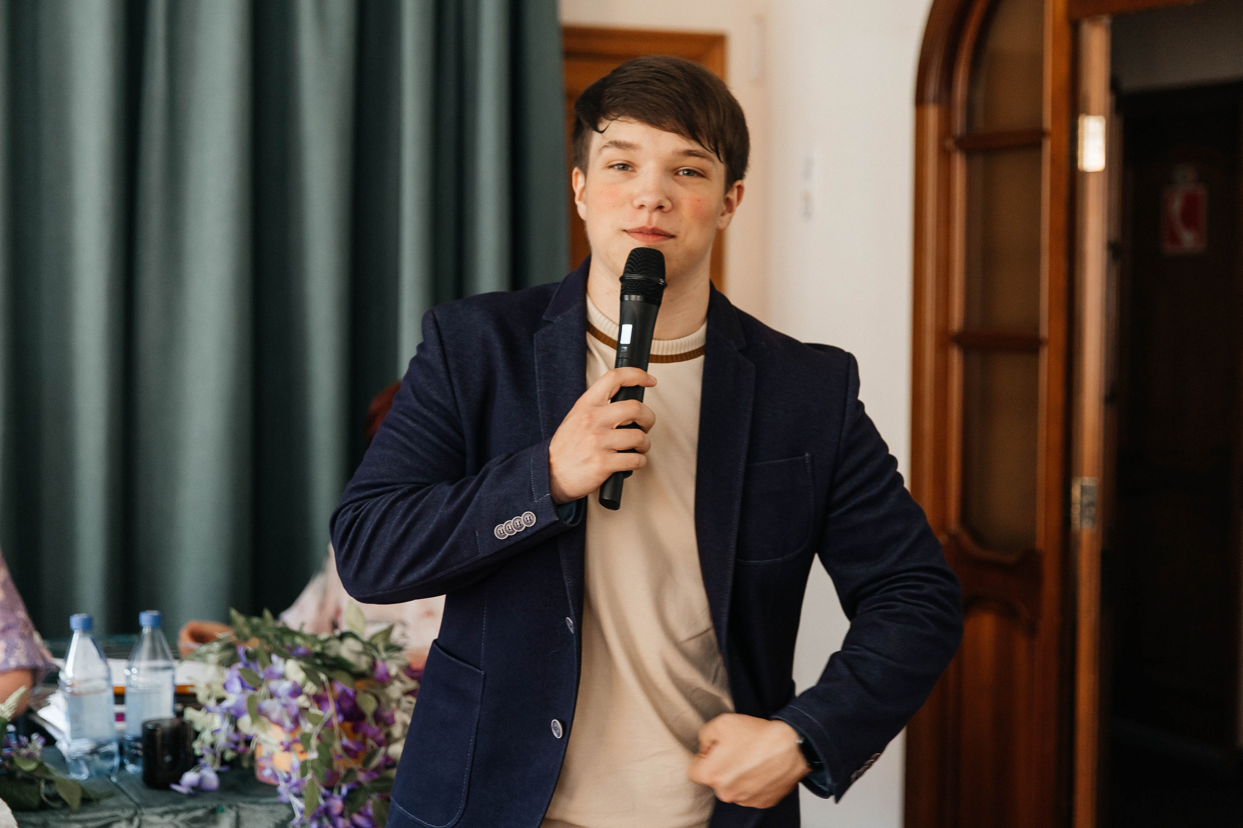 Гимназия Пеленг. _Carpe diem_