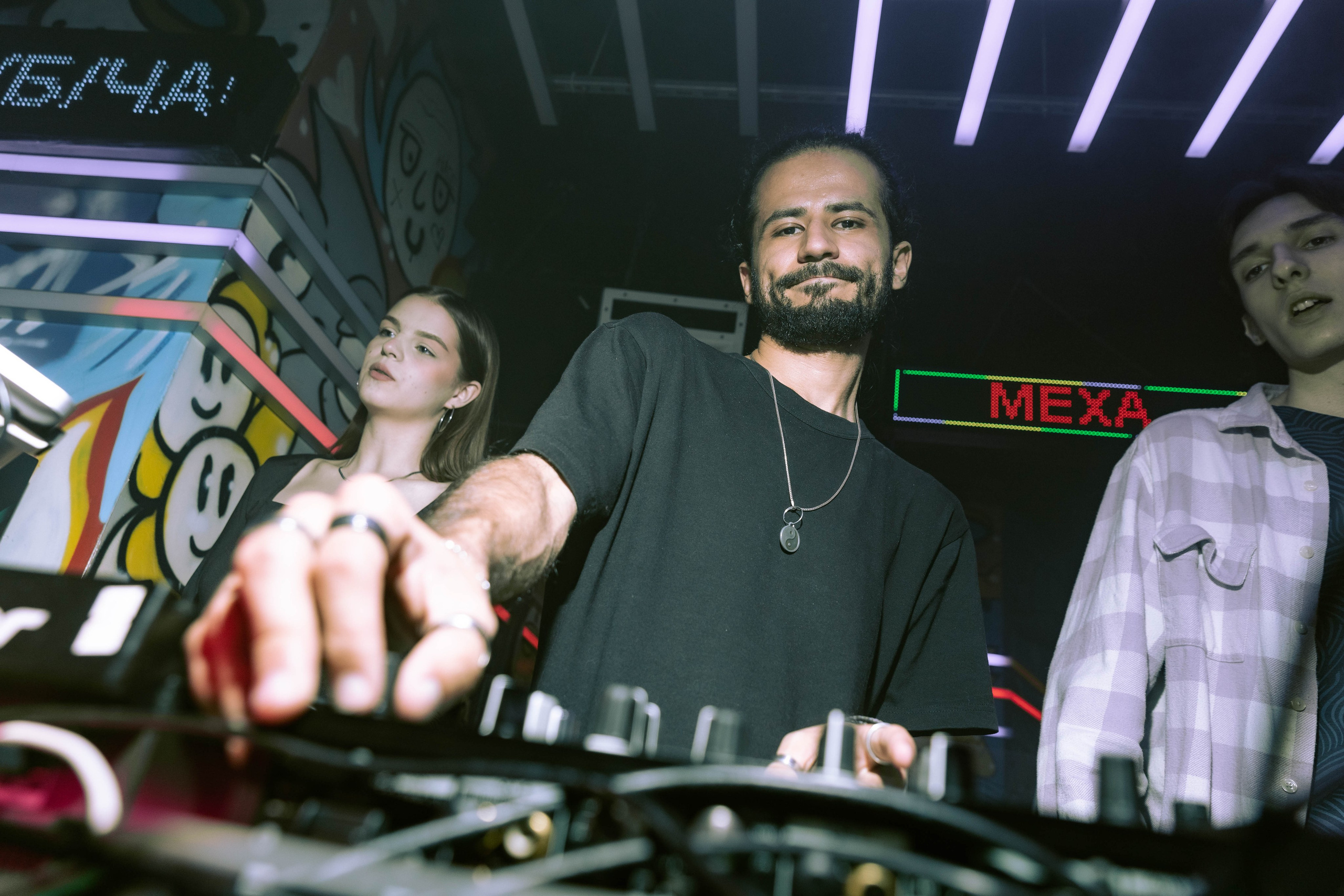 Mishka-bar 4. _Carpe diem_