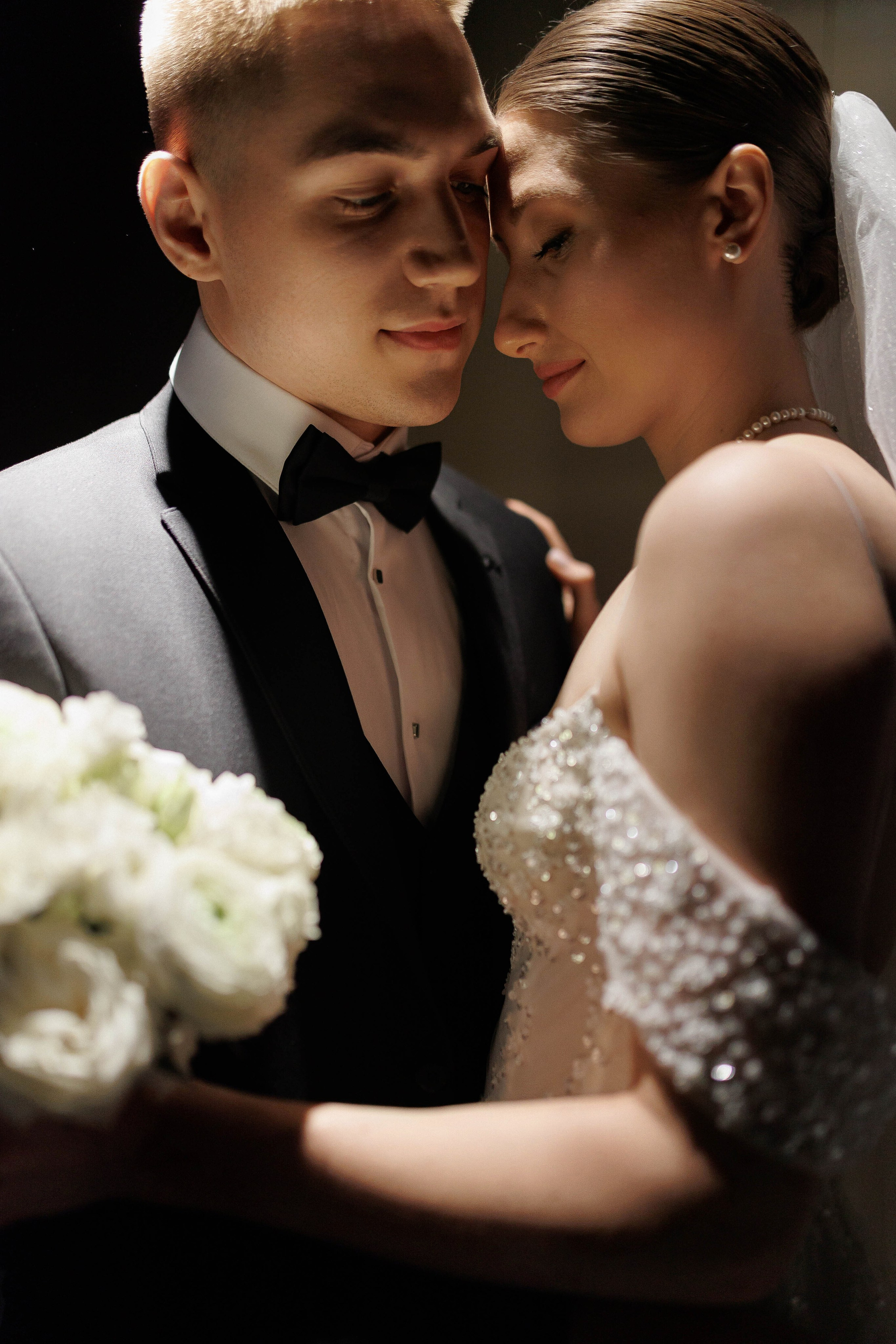 ···. Свадебный фотограф в Санкт-Петербурге Александра Чукавина