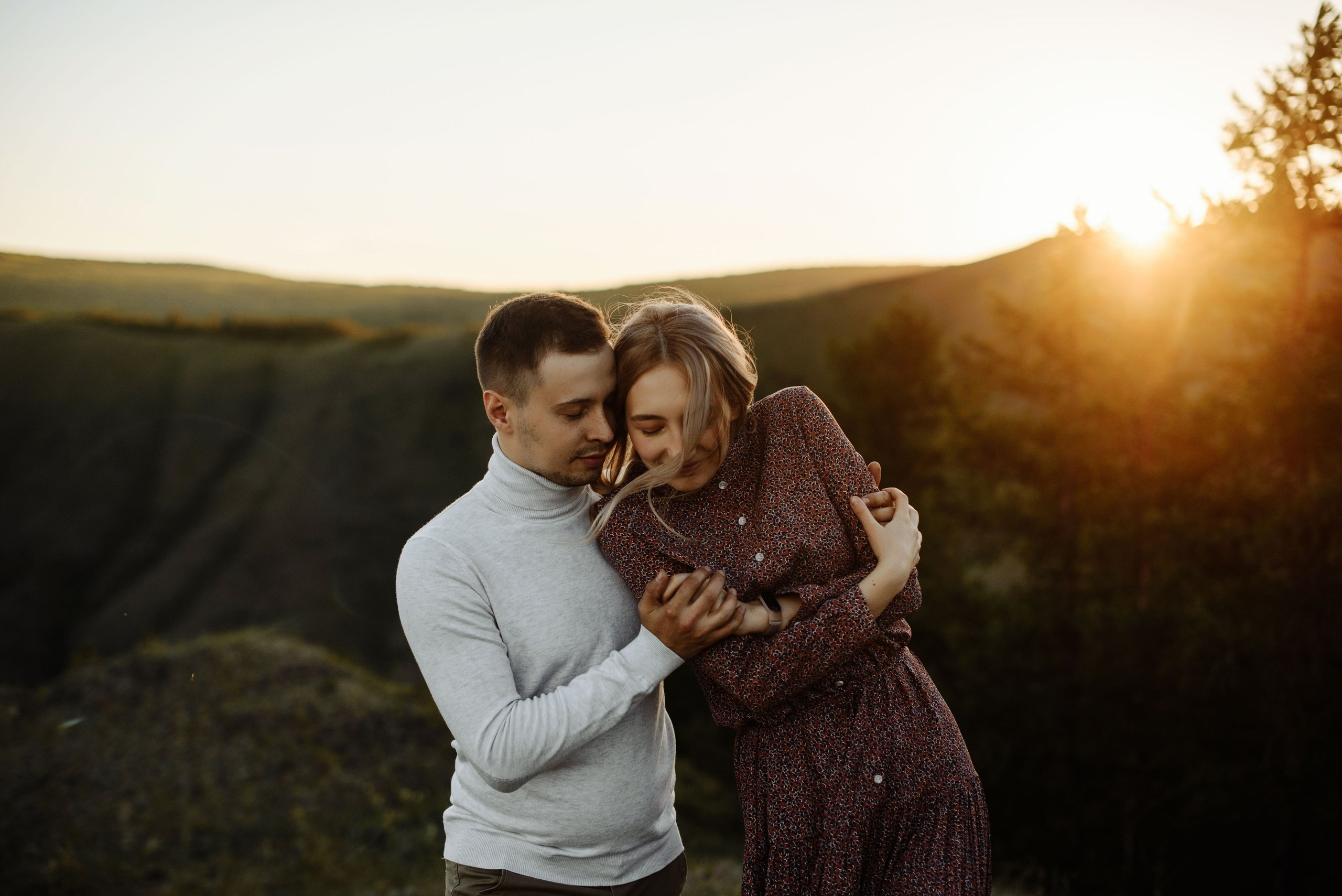 Love Story на горе Нурали – романтическая фотосессия в горах. Свадебный фотограф в Миассе Татьяна Ружникова