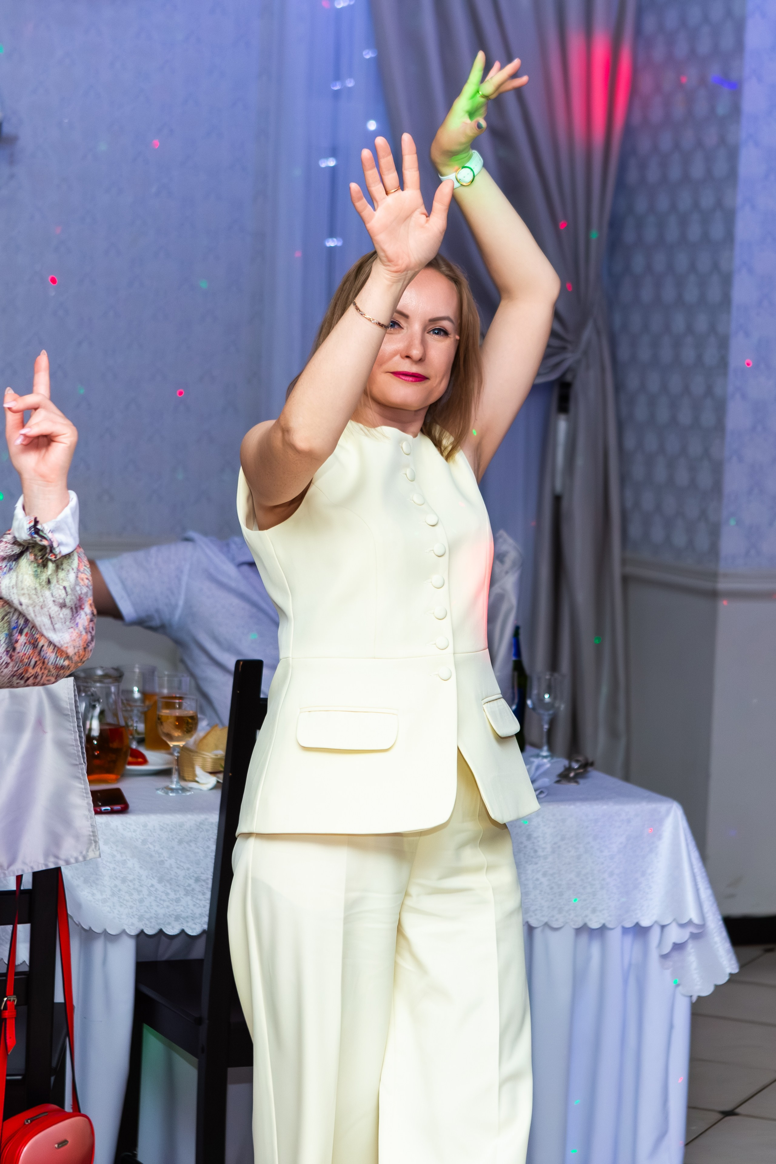 ВЫПУСКНОЙ ВЕЧЕР 2025 4 ШКОЛА. Профессиональный фотограф в Мценске и Орловской области