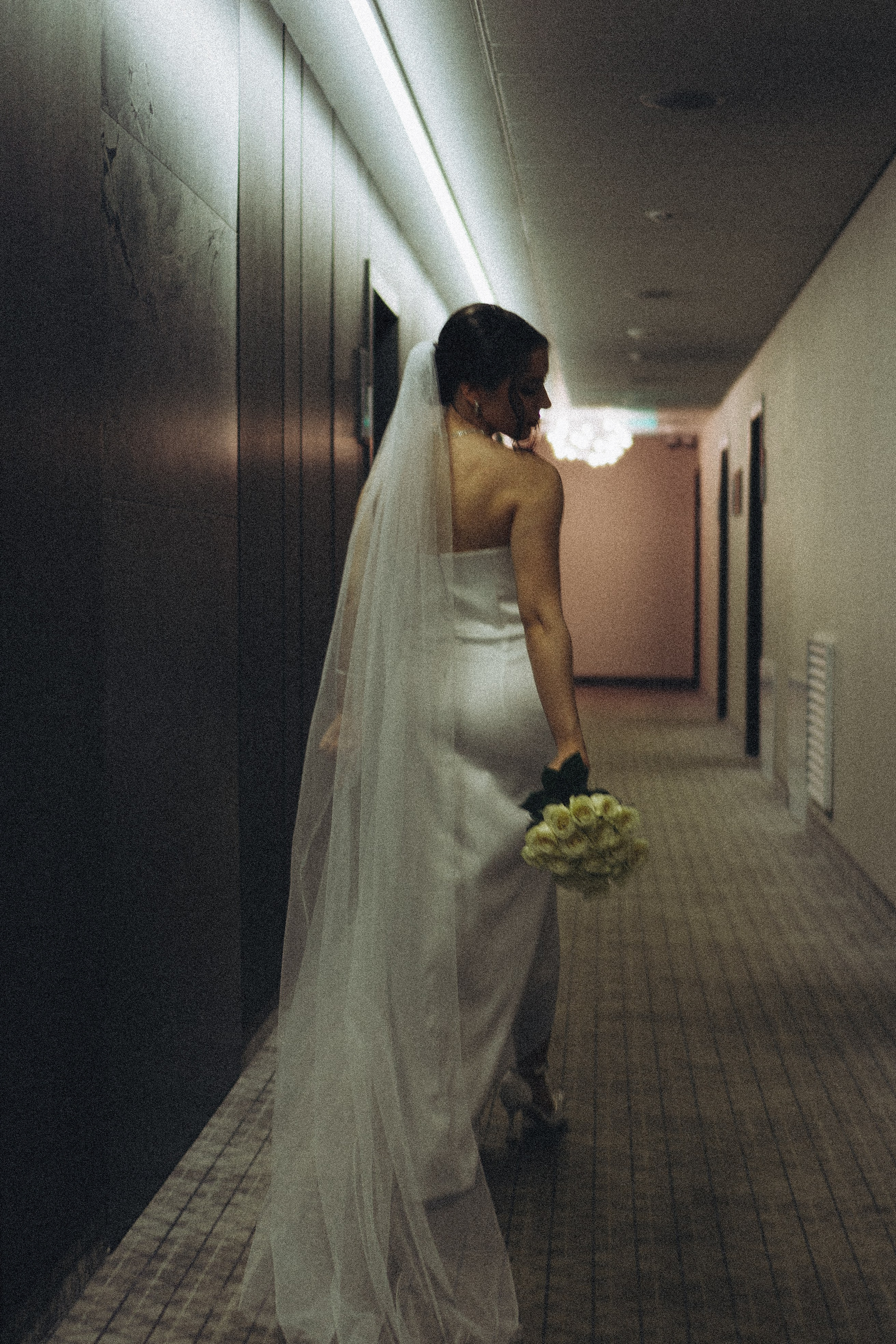 СВАДЕБНАЯ СЬЕМКА СБОРОВ ЖЕНИХА И НЕВЕСТЫ В ОТЕЛЕ И ТАКЖЕ ФОТОСЕССИИЯ В ОТЕЛЕЕ МЕГАПОЛИС БРЯНСК. Профессиональный фотограф, Санкт-Петербург — Виктория Богомолова