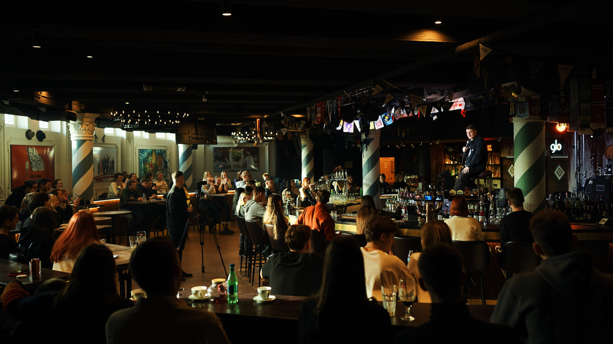 Импровизация с залом. Главная