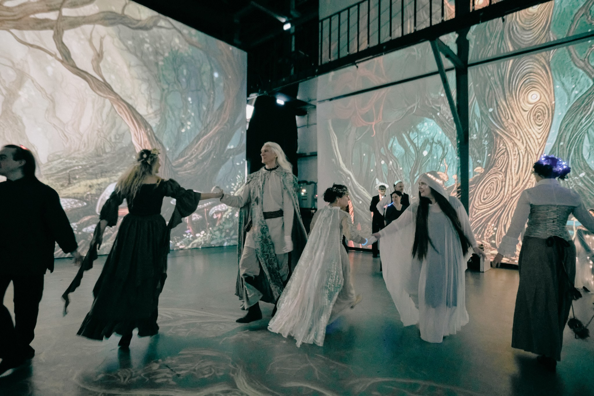 Ночь в холмах | Иммерсивный бал. Фотограф Аннё| Москва