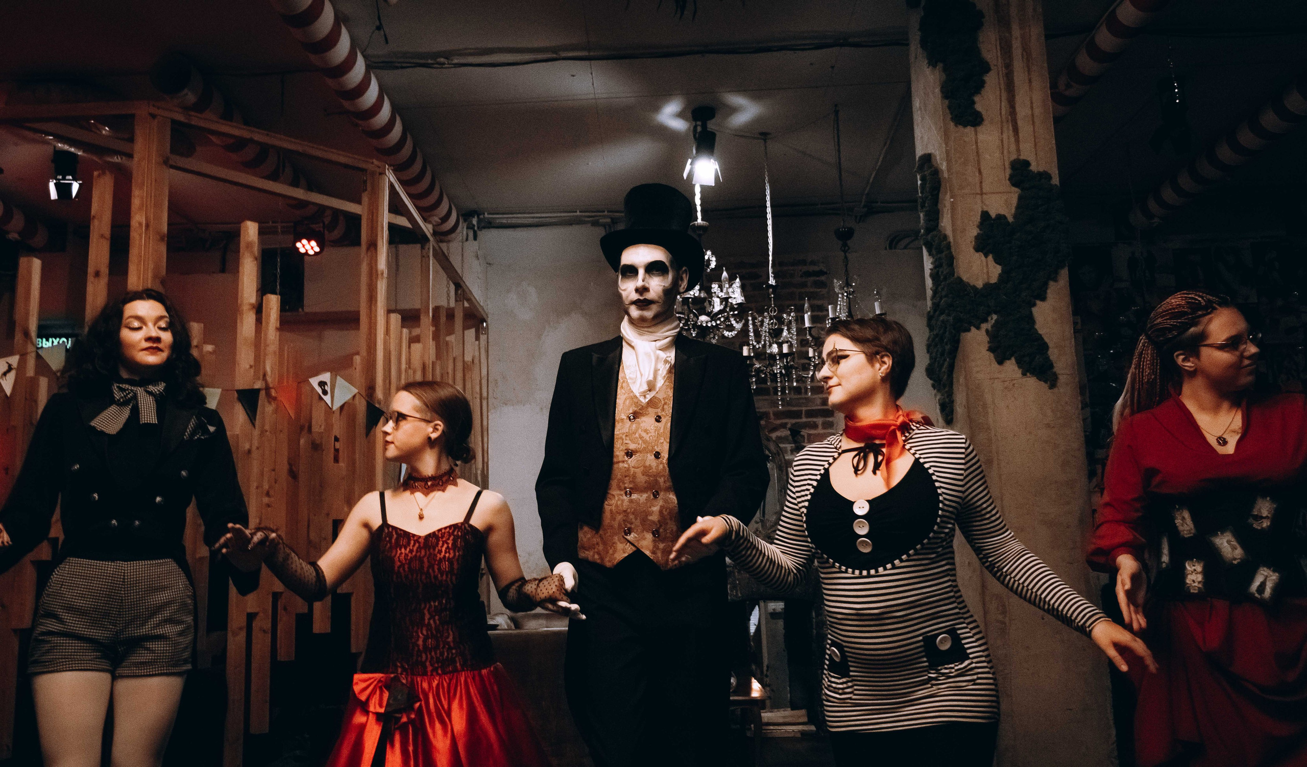 Танцвечер «Надвигается беда». Фотограф Аннё| Москва