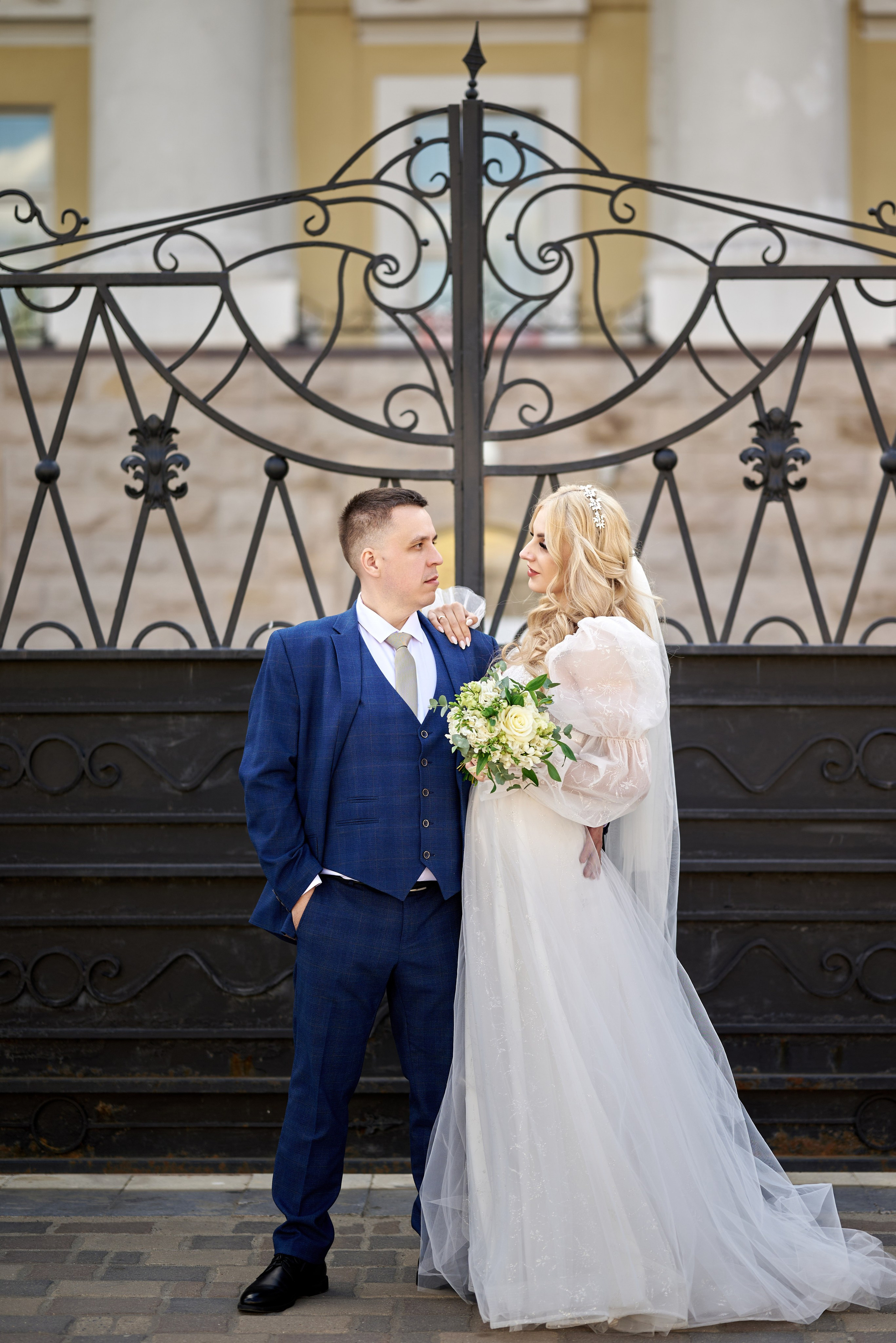 Фотограф Старый Оскол, Губкин. Свадебная фотосессия, доступная цена. Профессиональный фотограф Старый Оскол, Губкин — свадьба, венчание, крещение, юбилей и день рождения